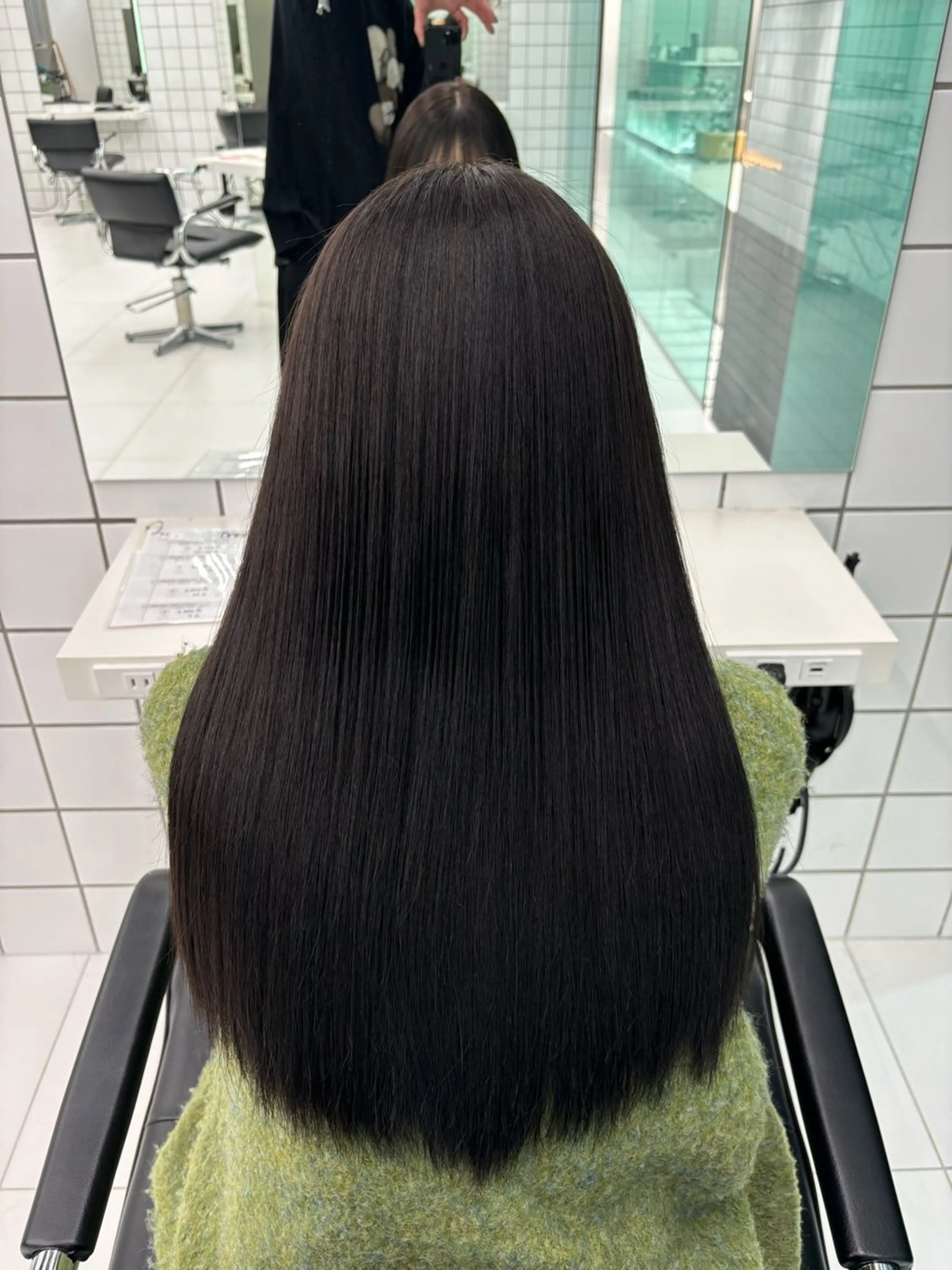 ロング 縮毛矯正 トリートメント Miyu’s所属・縮毛矯正特化 美髪矯正辻良輝のヘアスタイル