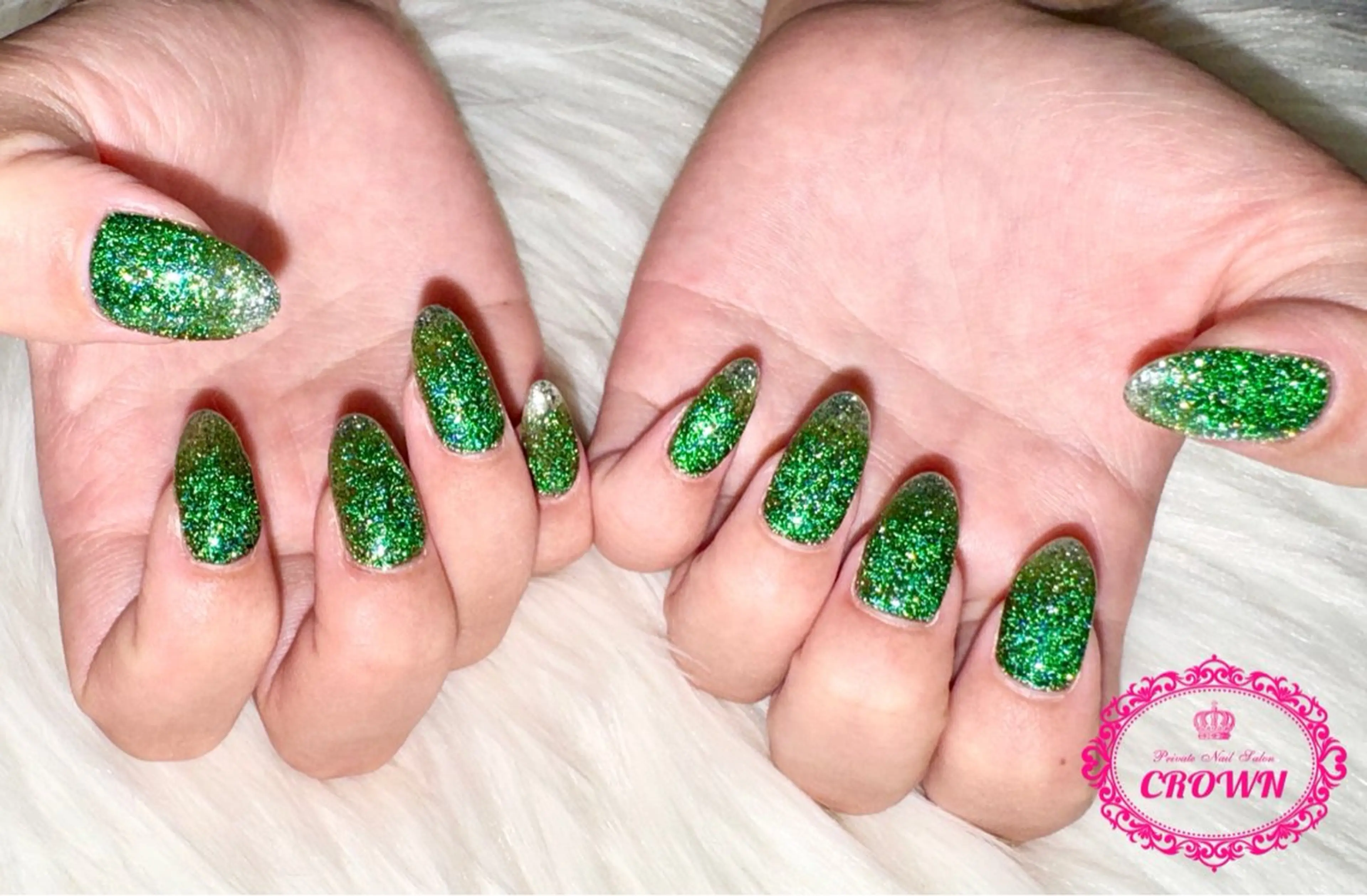 ネイル CROWN プライベートサロンのネイルデザイン
