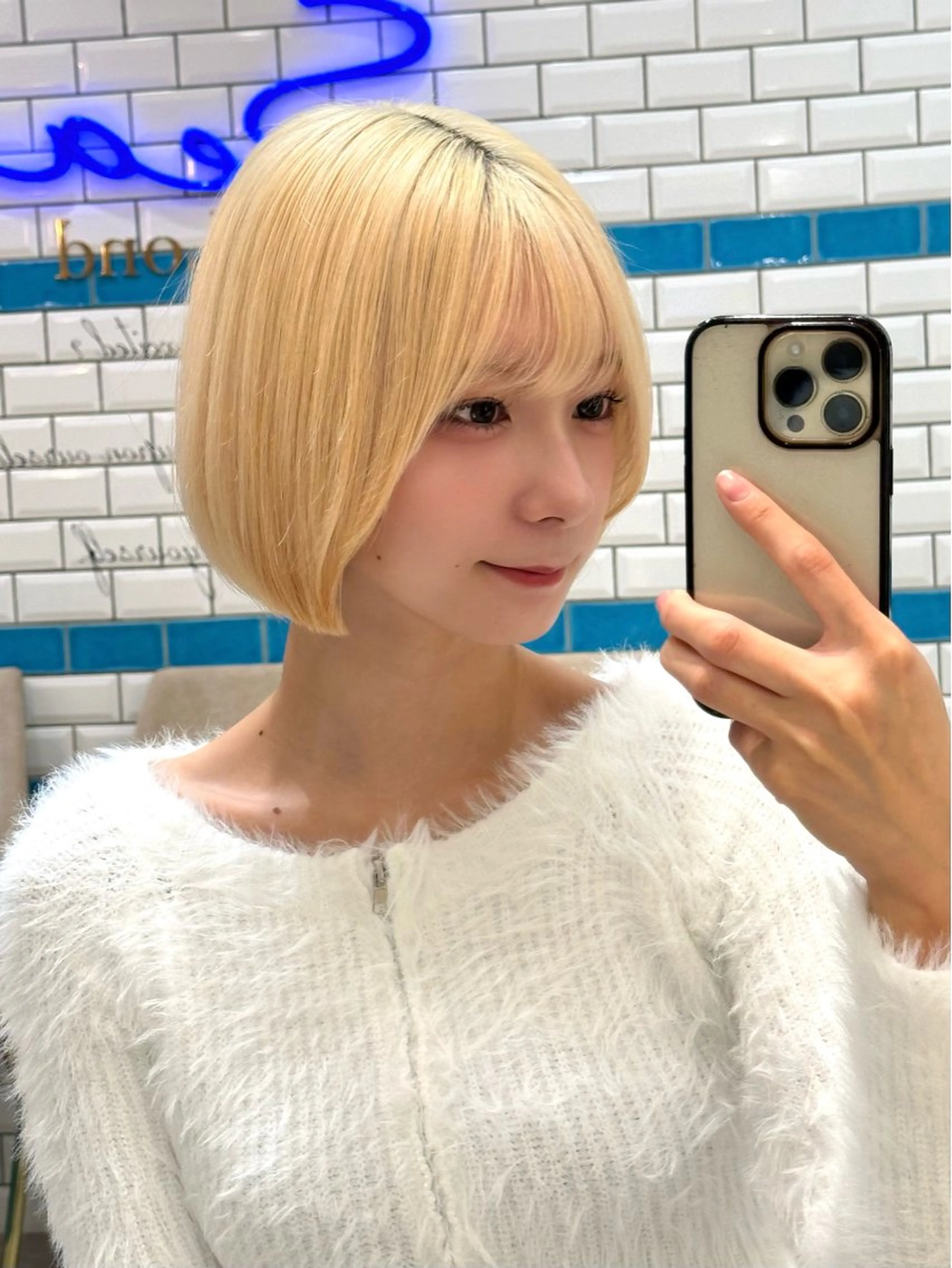ミディアム カラー ショートボブ ミディアムパーマ バレイヤージュ ベージュカラー ブリーチ カット ヘアカラー トリートメント 新宿/髪質改善/艶髪 韓国ヘア/大重聖斗のヘアスタイル