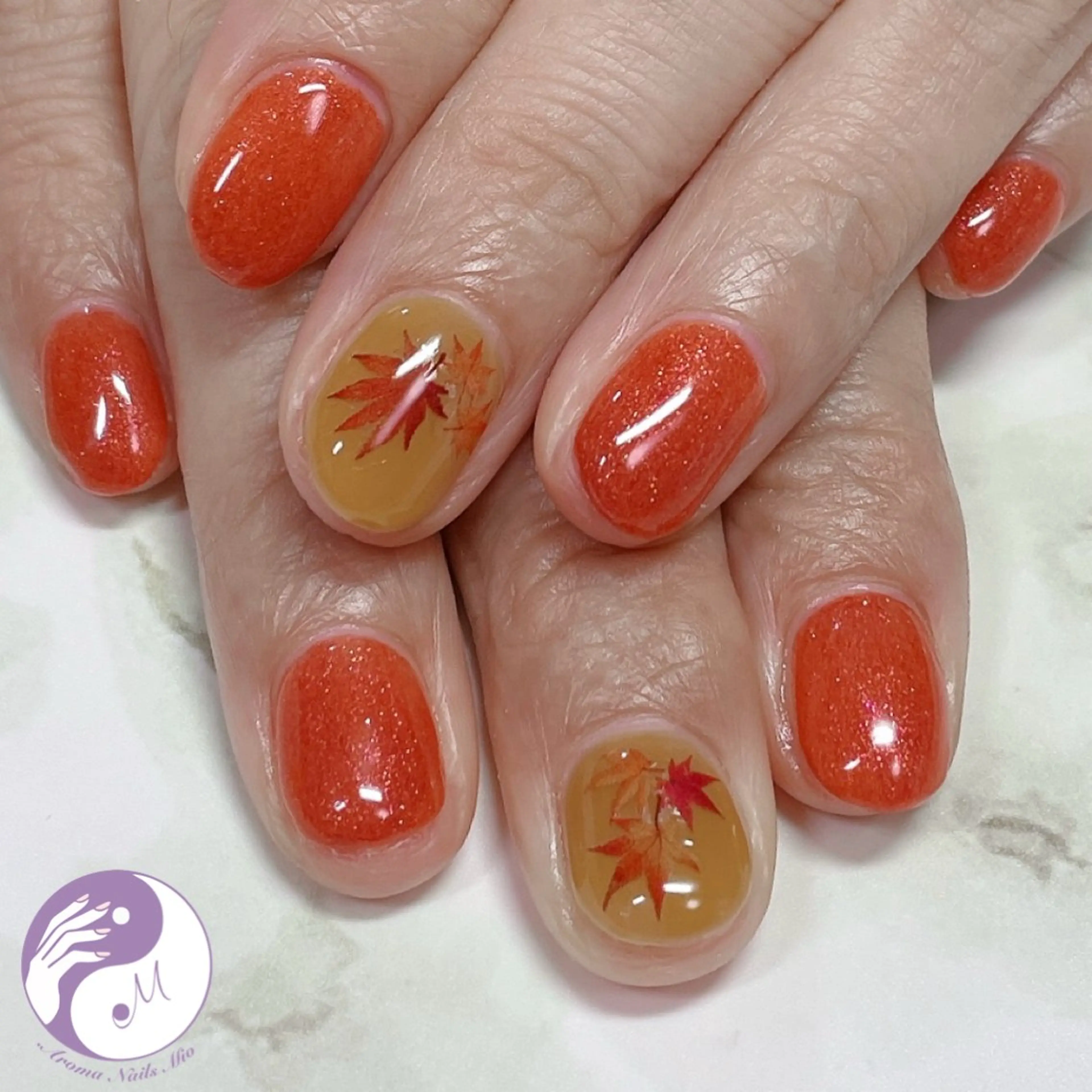 ネイル アートネイル ジェルネイル 持ち込み ワンカラーネイル 赤色 .Nails Mio 赤羽西ネイルサロンのネイルデザイン