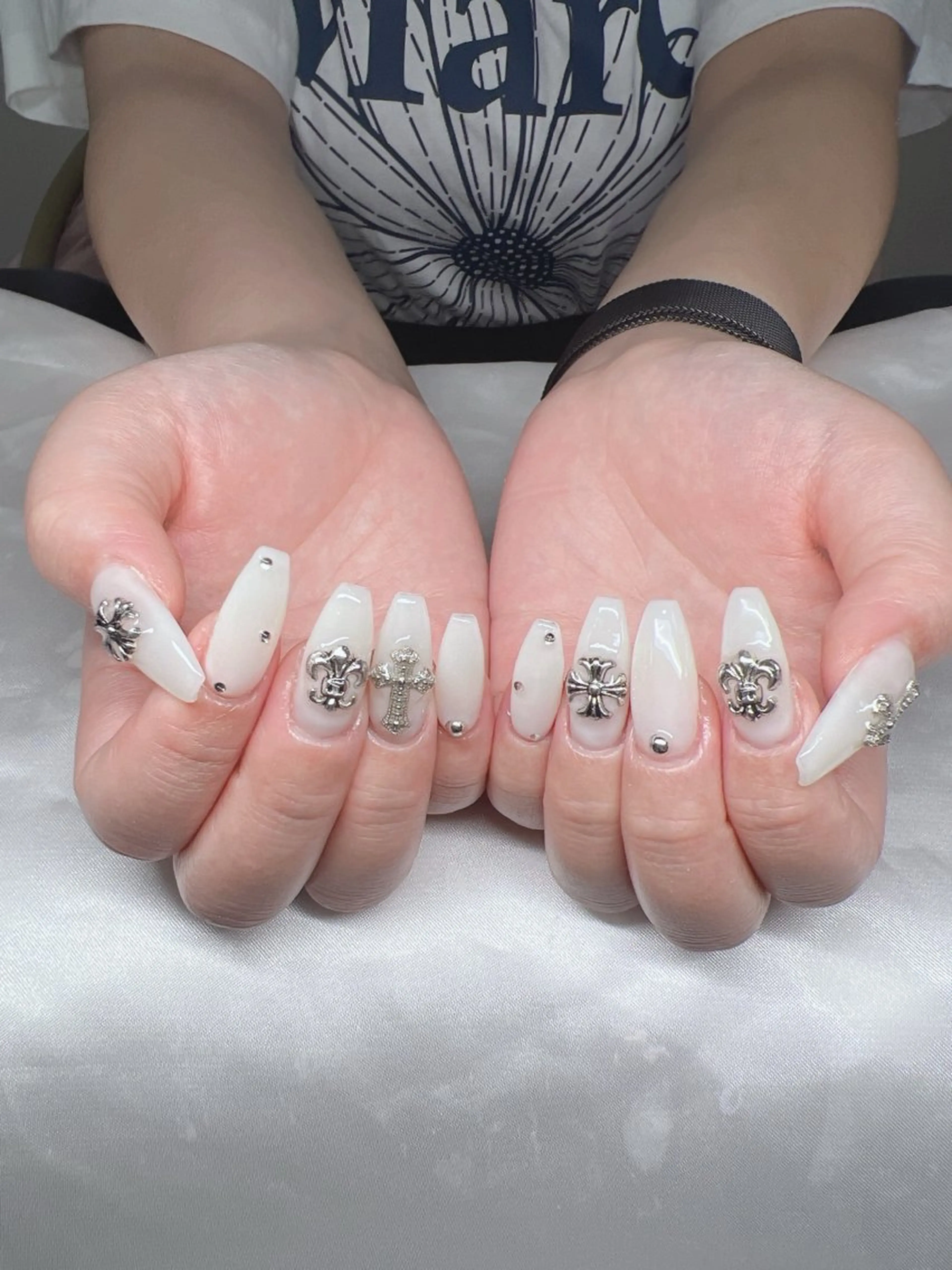 ネイル 長さ出し グラデーション キラキラネイル マグネットネイル ニュアンスネイル ハンドネイル Lee Nails チップ長さだし専門店のネイルデザイン