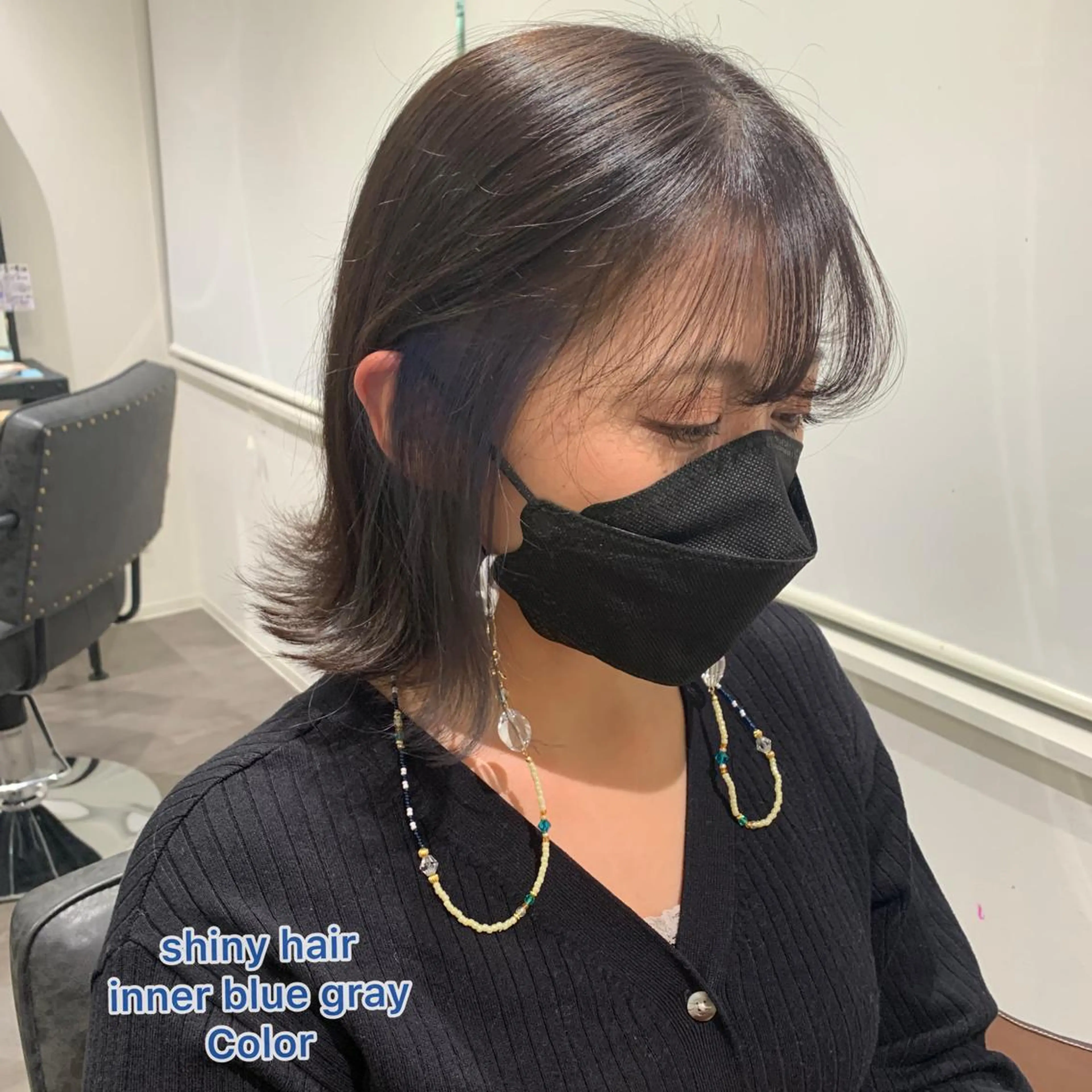 ミディアム カラー ブルーカラー ブルーグレー インナーカラー カット ヘアカラー トリートメント 上田 紗也のヘアスタイル