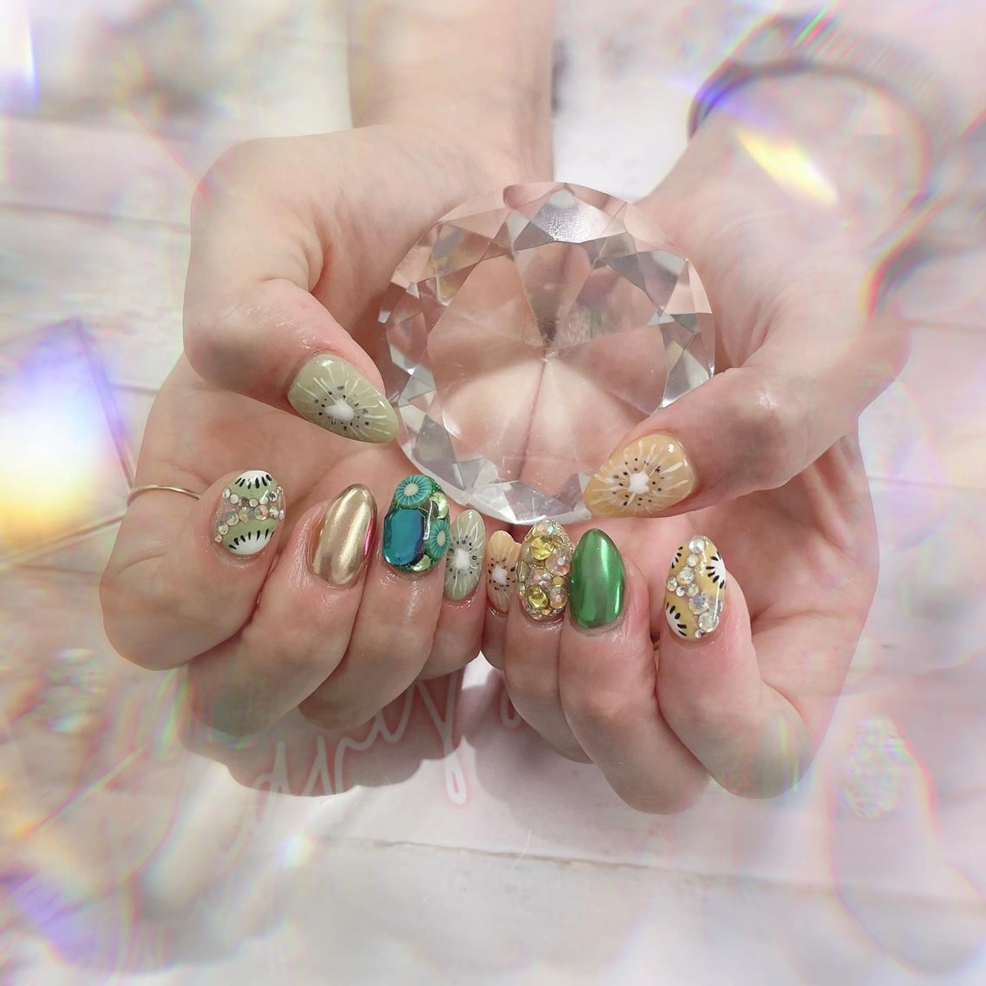 ミディアム ハンドネイル 💎ビューティサロン 湘南　RIRAN💎のネイルデザイン