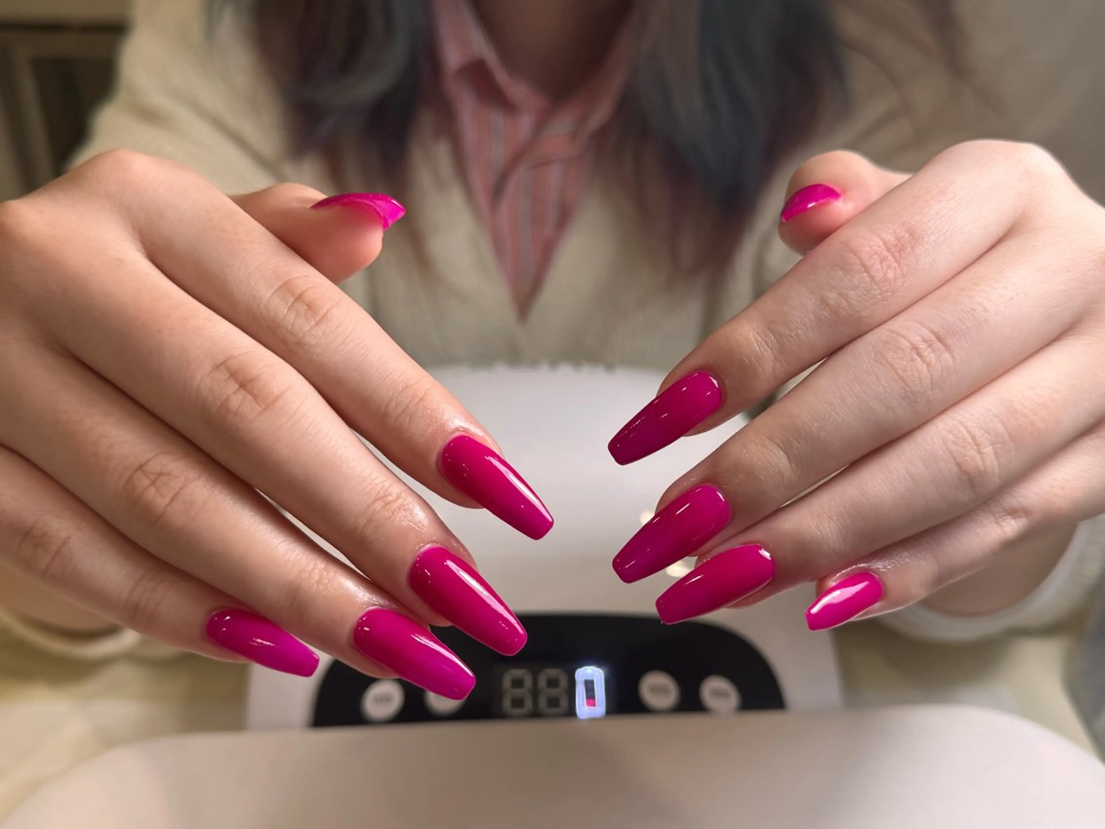 ネイル ハンドネイル グエンティ チャミのネイルデザイン