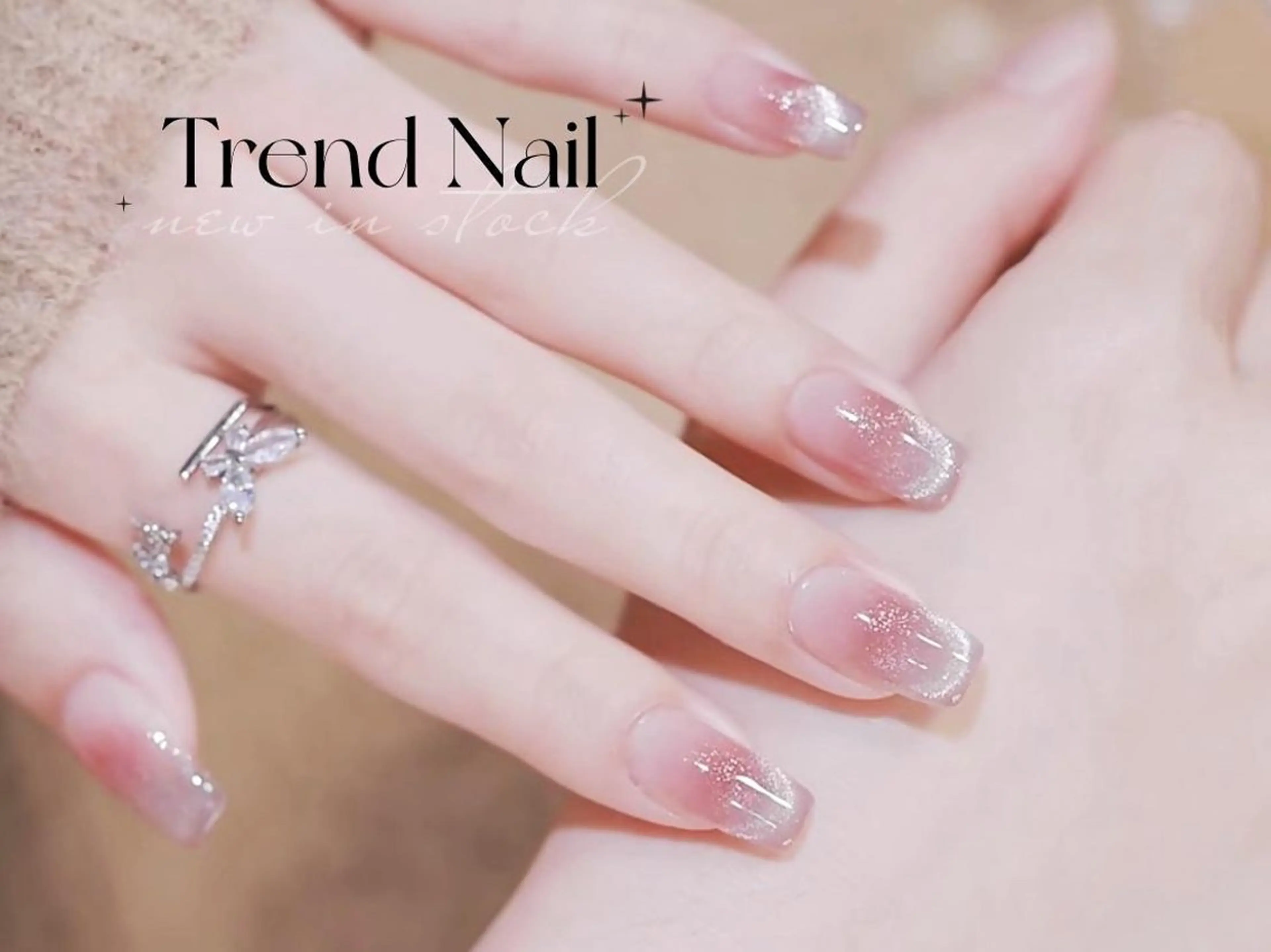 ネイル ハンドネイル トレンド ネイル スタジオのネイルデザイン