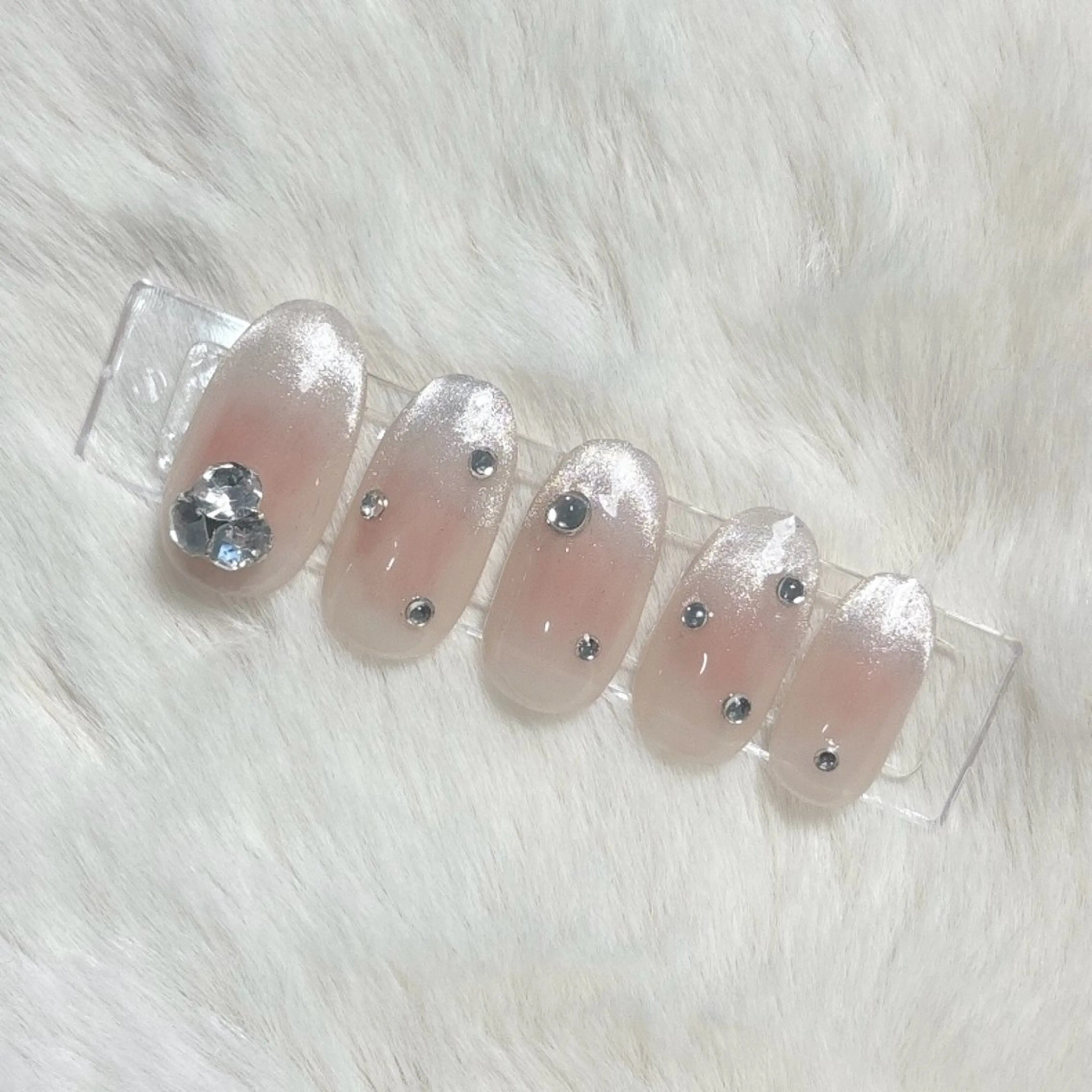 ネイル ハンドネイル 國本 由奈のネイルデザイン