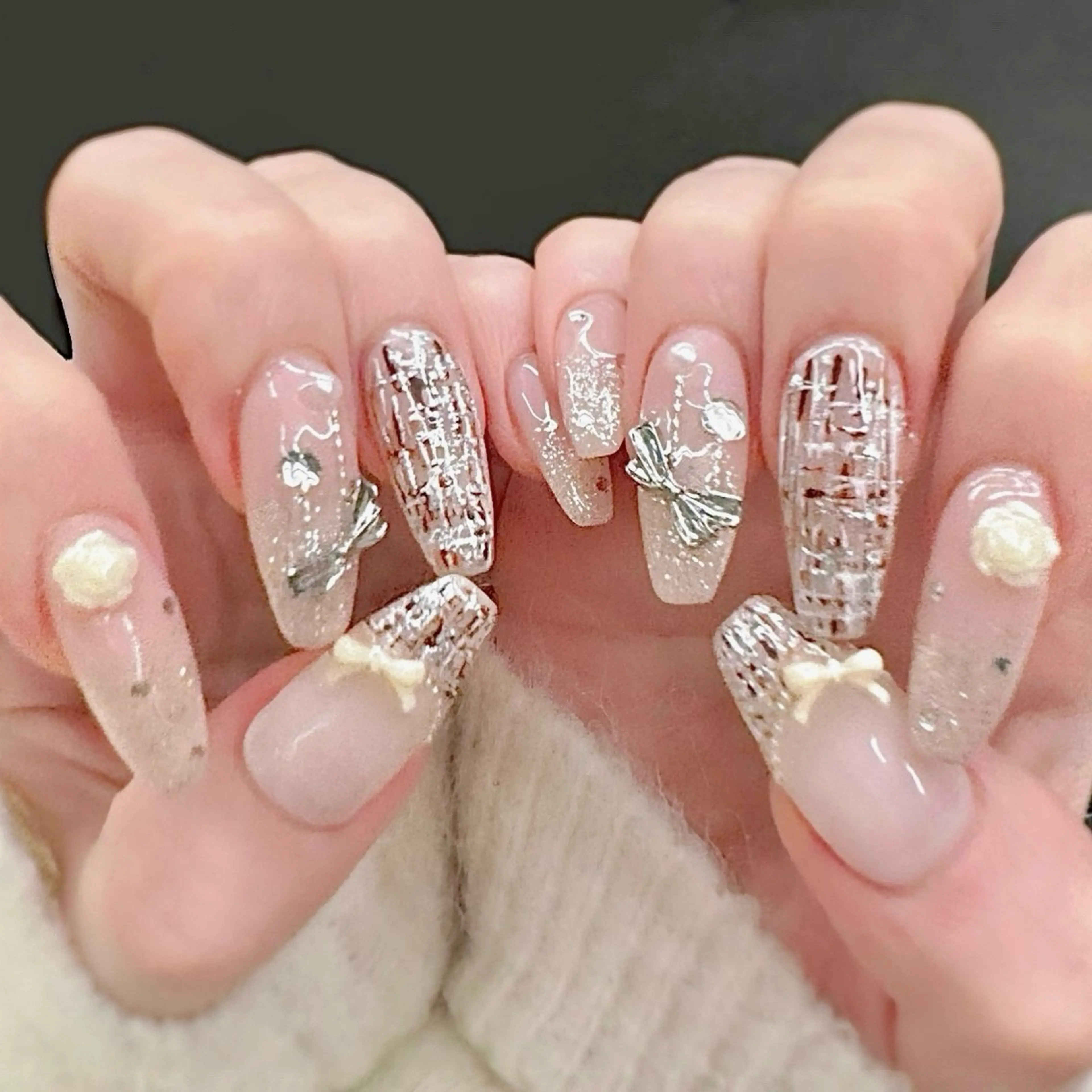 ネイル ツイードネイル ハンドネイル ハンドケア Chizuru 💫のネイルデザイン