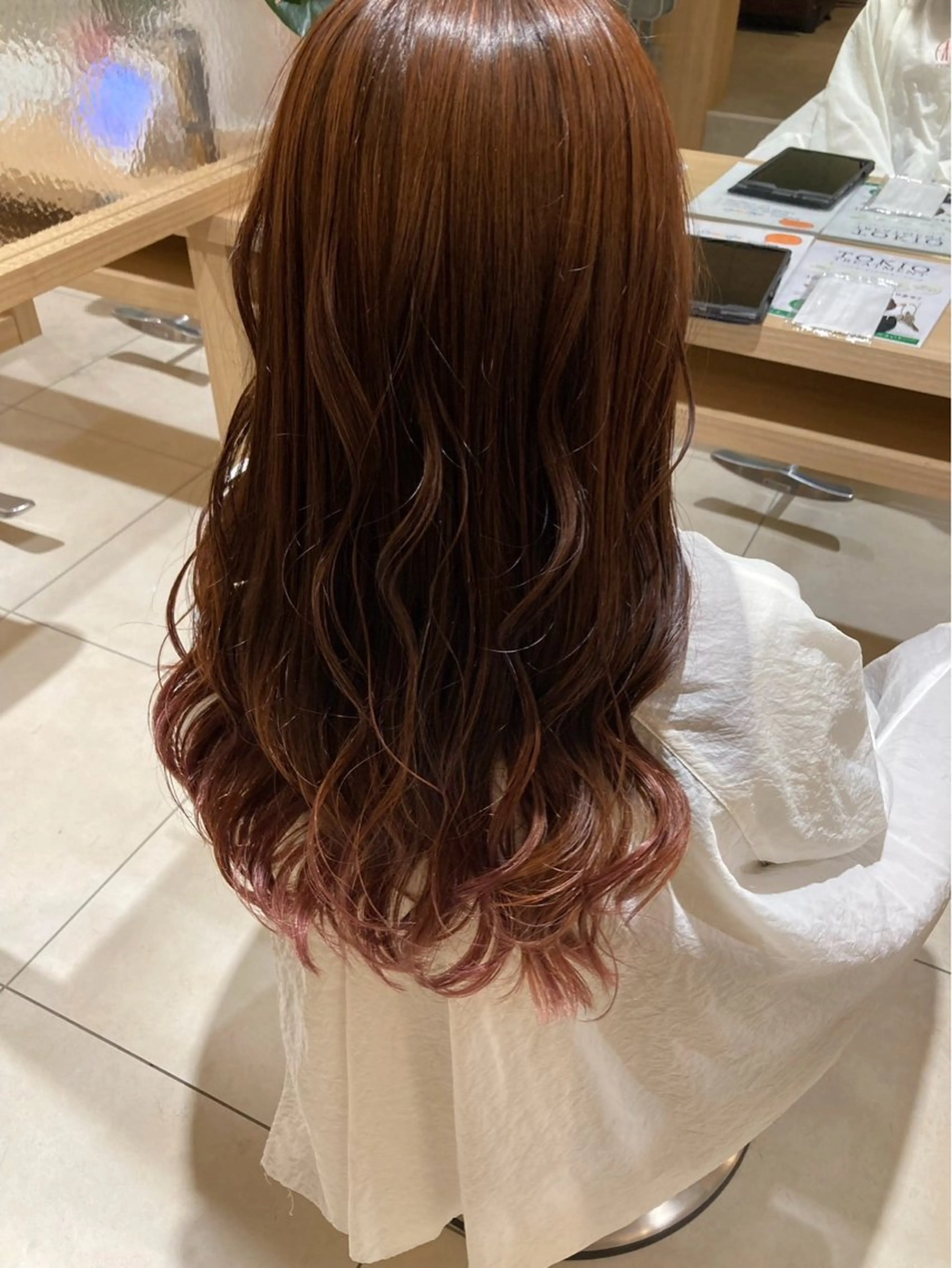 ロング ヘアカラー トリートメント 加藤 いくみのヘアスタイル