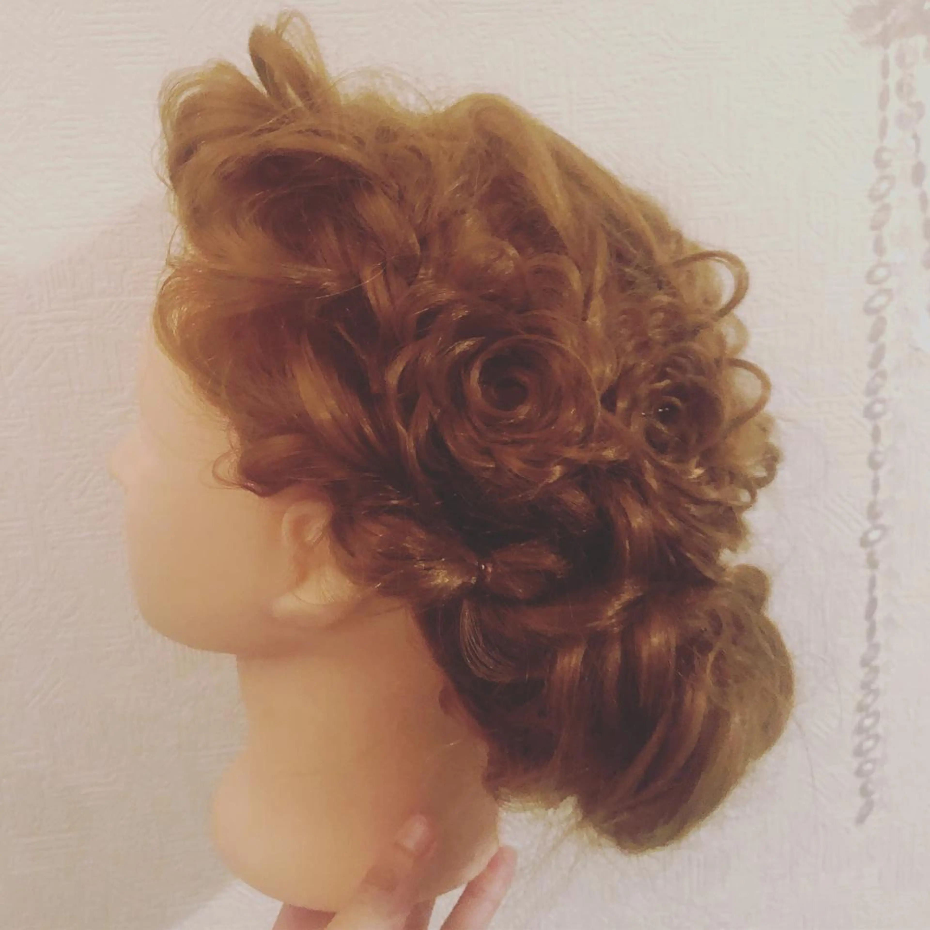 ロング カラー パーマ ヘアアレンジ メンズ キッズ ネイル マツエク・マツパ 銀河 ティンガーラのヘアスタイル