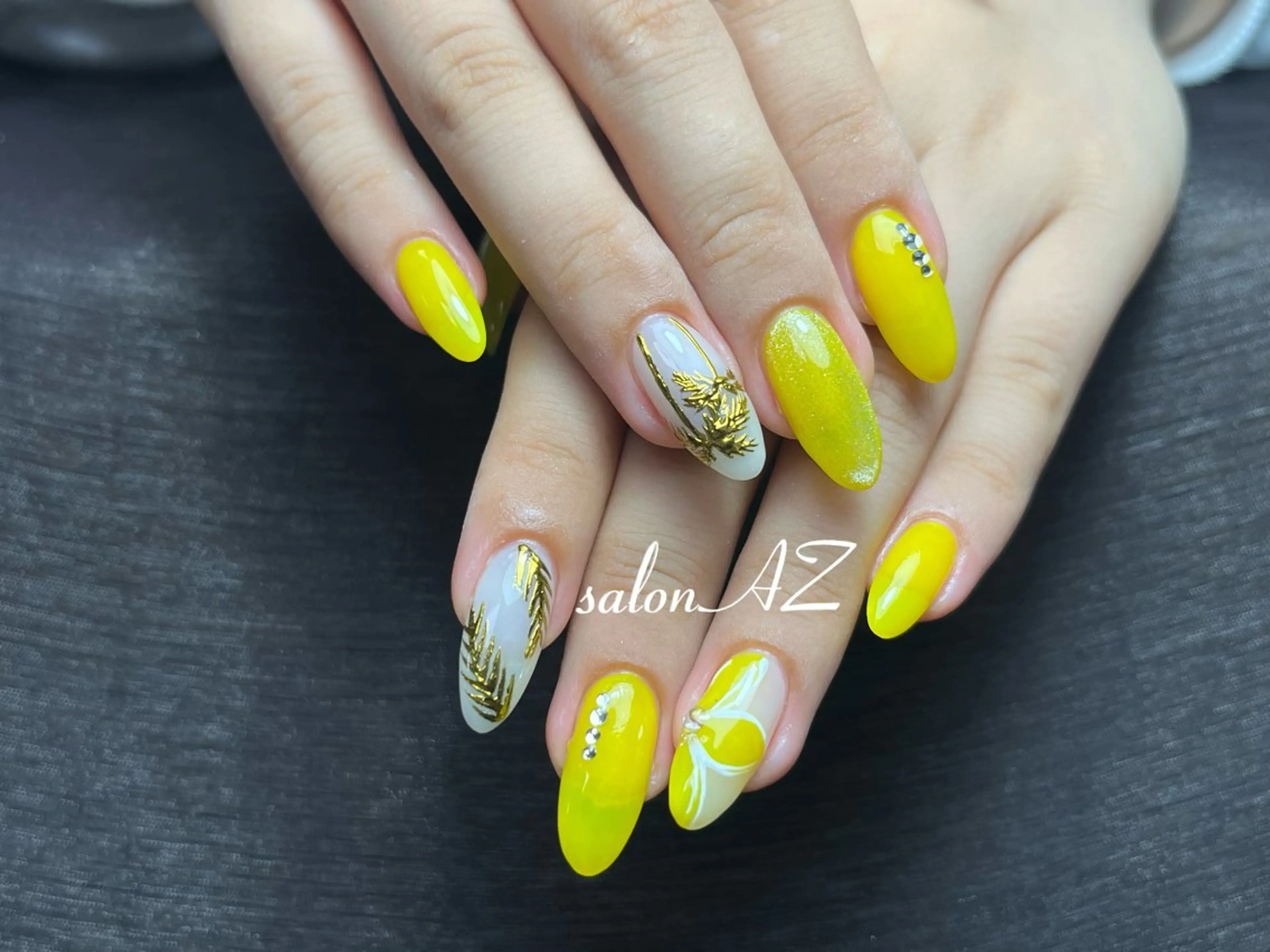 ネイル アートネイル 長さ出し フットネイル フレンチネイル ジェルネイル ハンドネイル salonAZ トップネイリストのネイルデザイン