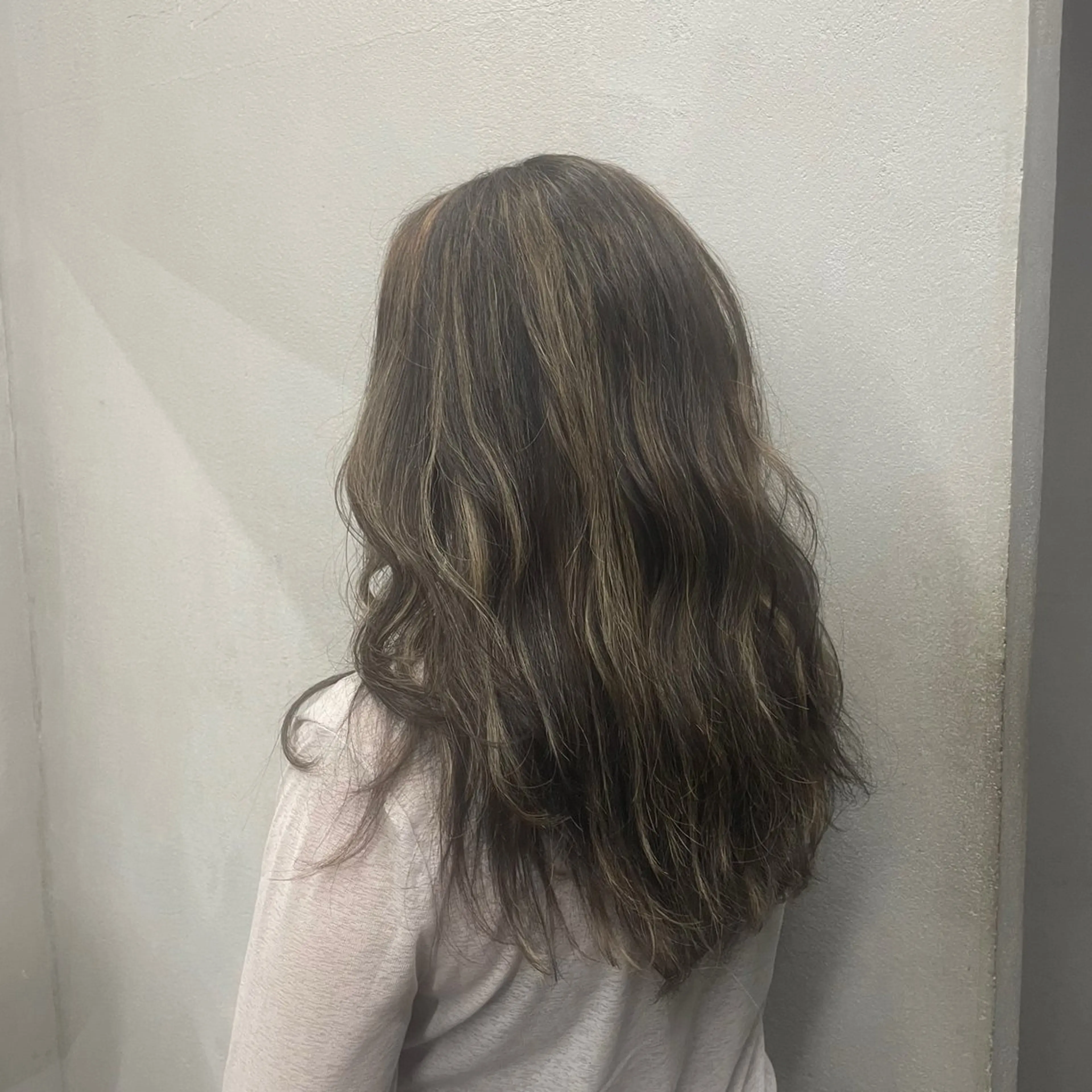 セミロング mono / Manatoのヘアスタイル