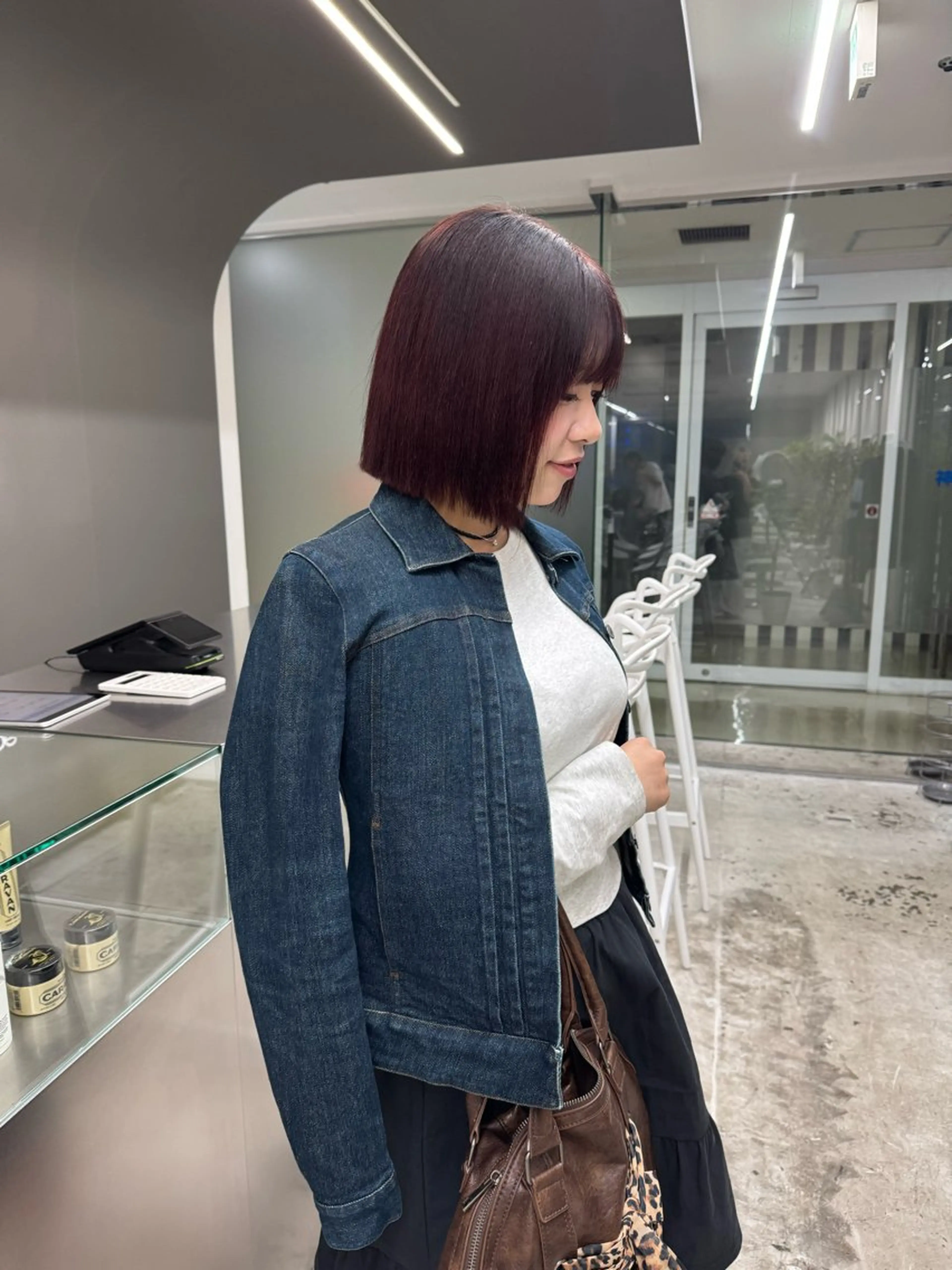 ショート カット ヘアカラー トリートメント ハルヒ/ハイトーン/ ボブのヘアスタイル