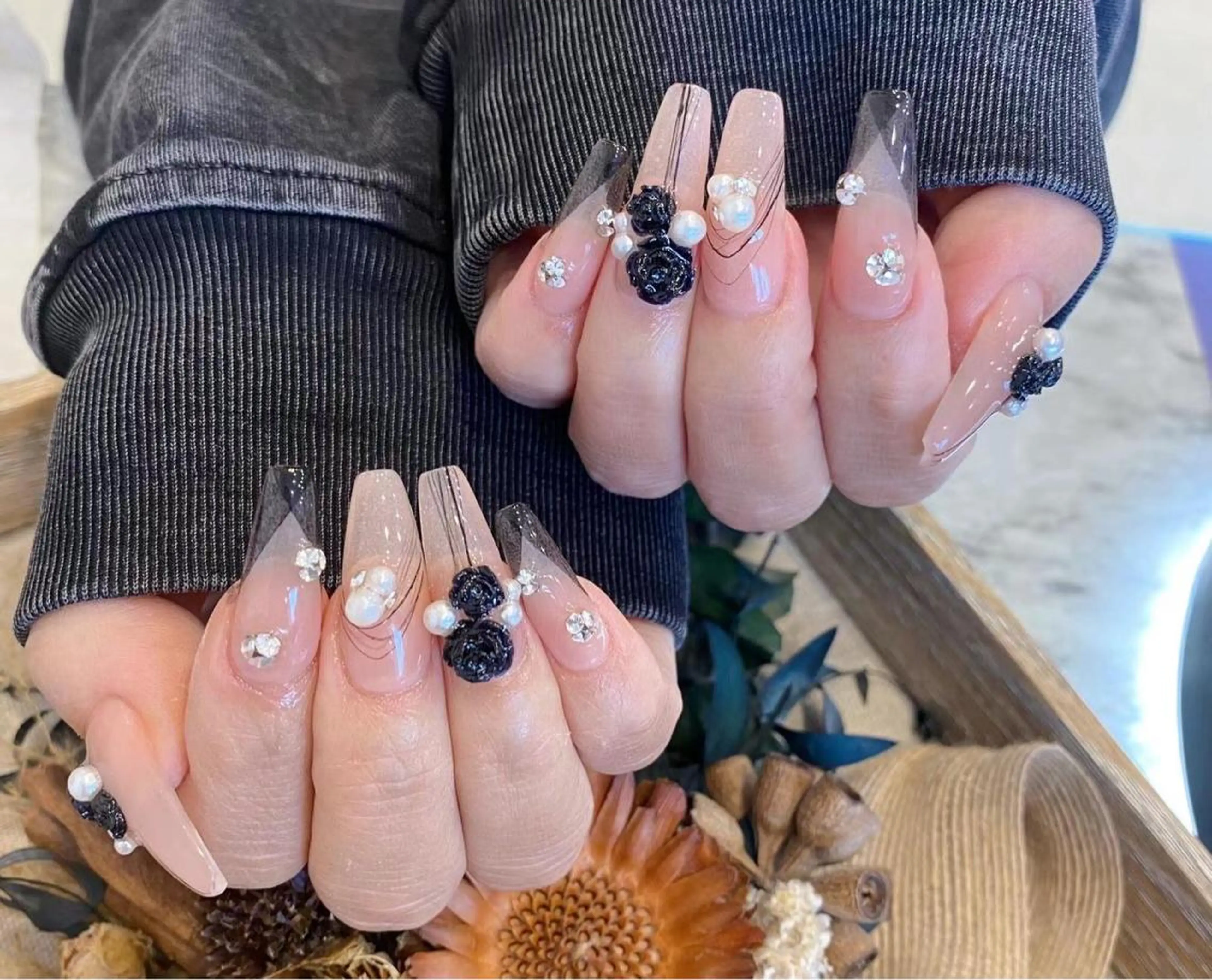 ネイル ホワイト Babarla Nailのネイルデザイン