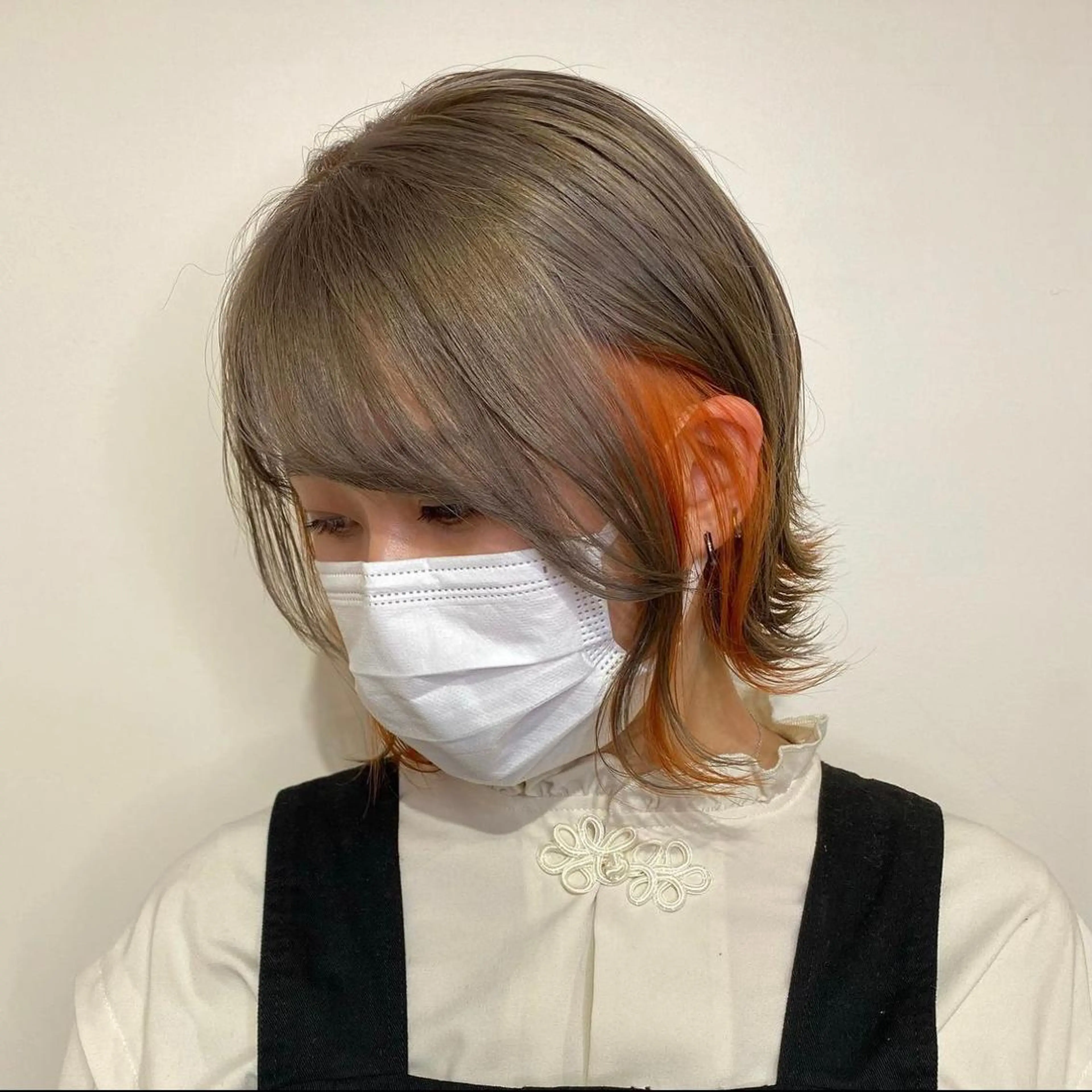 ショート カラー オレンジ 小川 美奈のヘアスタイル
