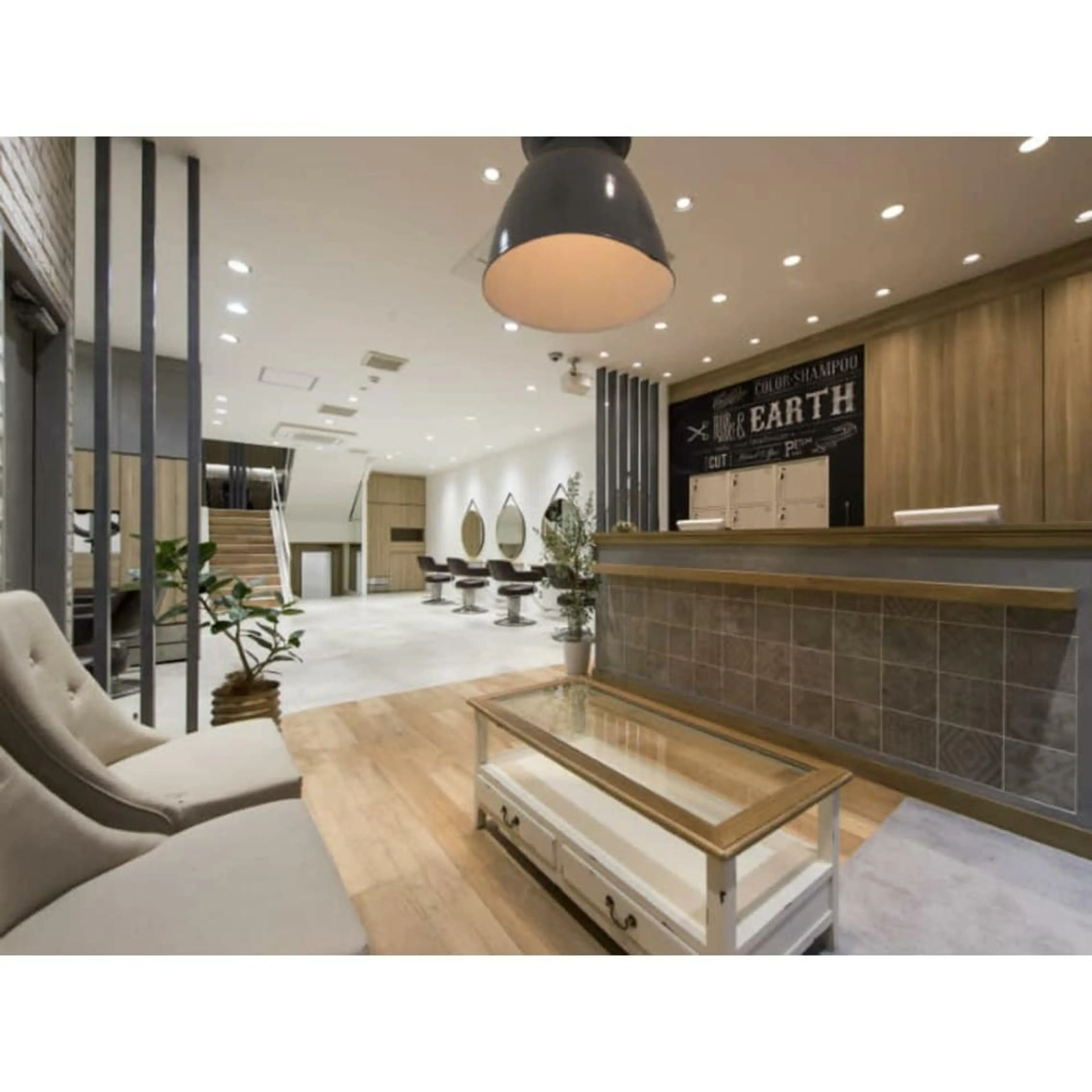 セミロング カラー パーマ ヘアアレンジ メンズ キッズ マツエク・マツパ MAX BEAUTY　GINZA所属・髪質改善🌸美髪矯正 /癖毛🌸山田 隆介のヘアスタイル