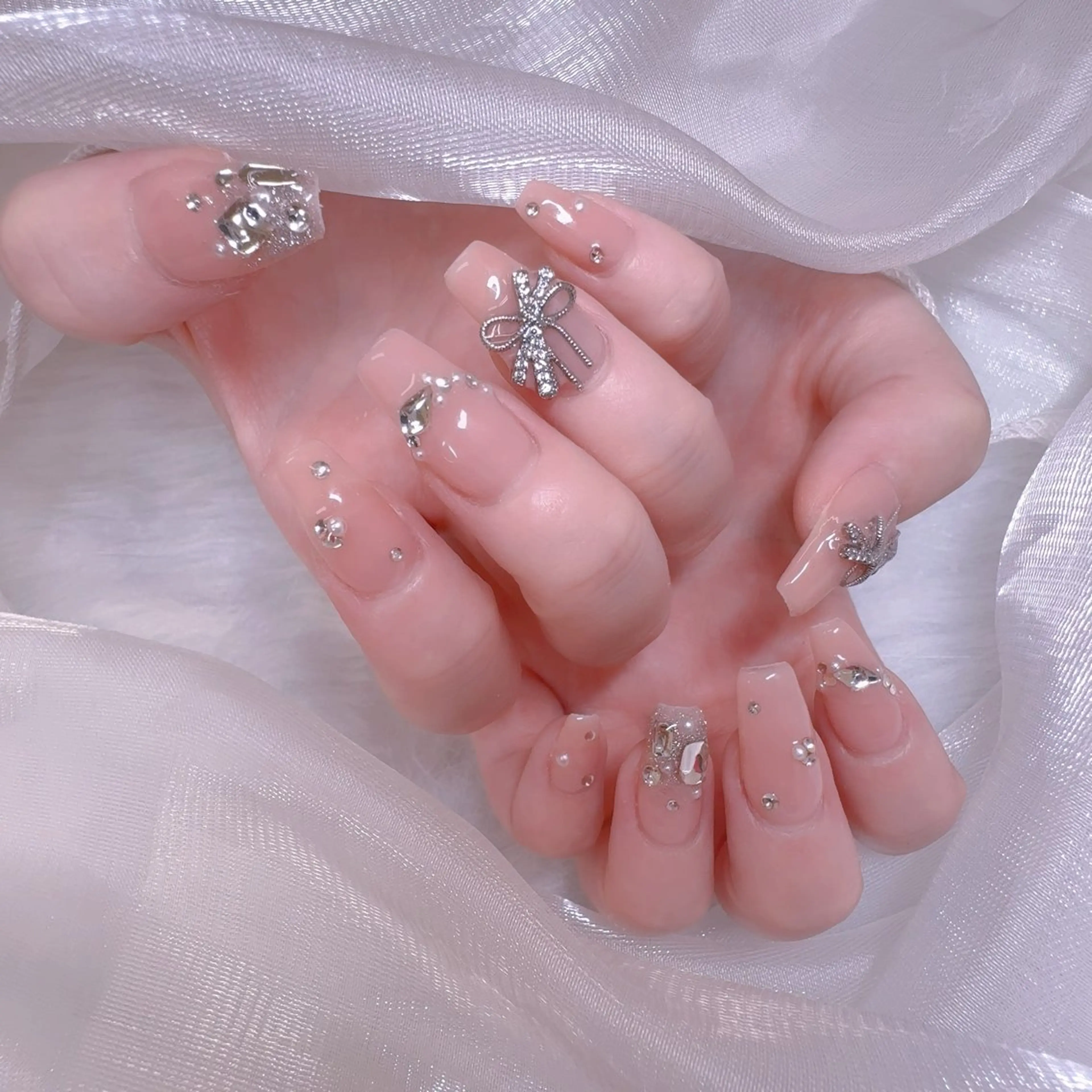 ネイル ハンドネイル ハンドケア minami ネイルのネイルデザイン