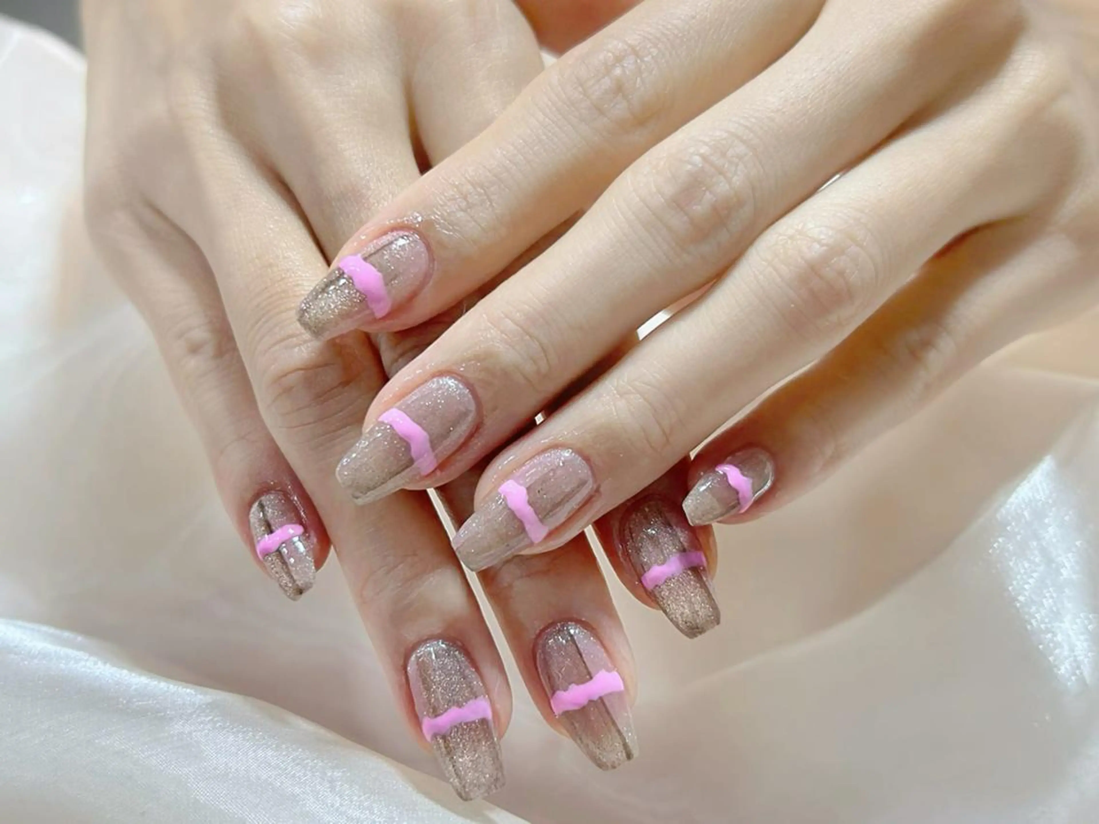 ネイル VIVIAN リサのネイルデザイン