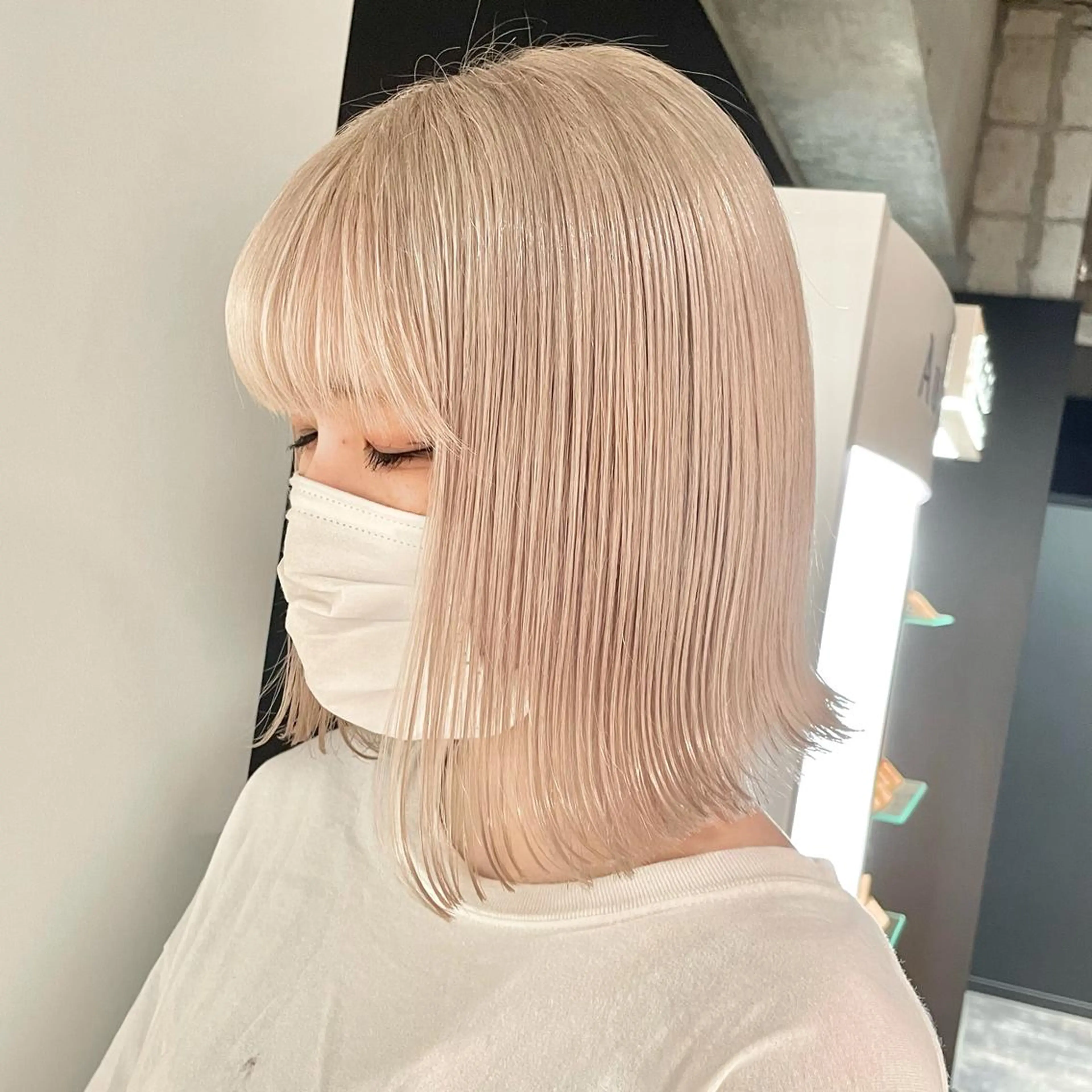 ミディアム カラー ハイトーンカラー LINDO TOKYO所属・✨ハイトーン✨ 濱田知孝のヘアスタイル
