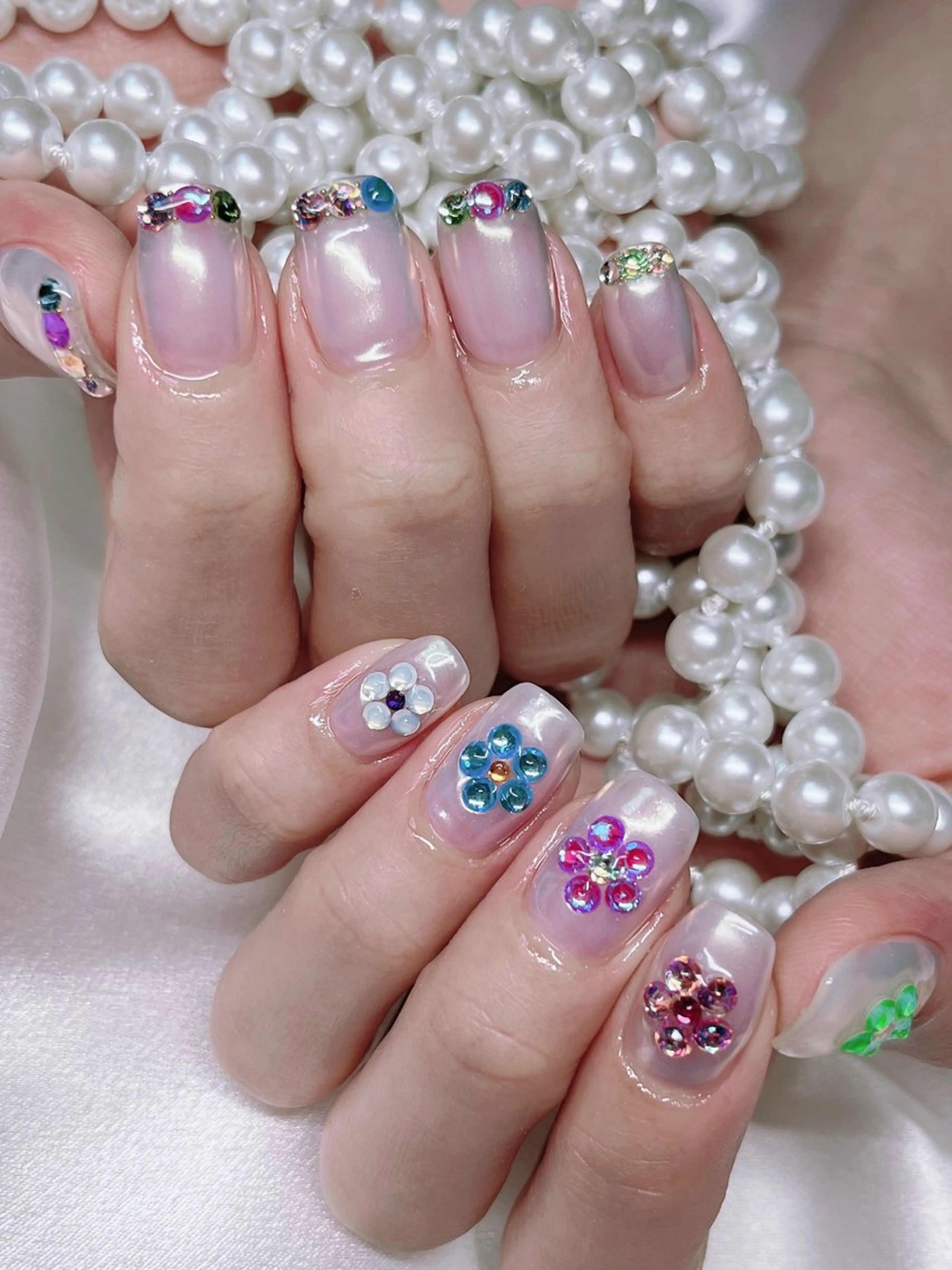 ネイル Cutil Nailsalon所属・Cutil. Nail🌈のネイルデザイン