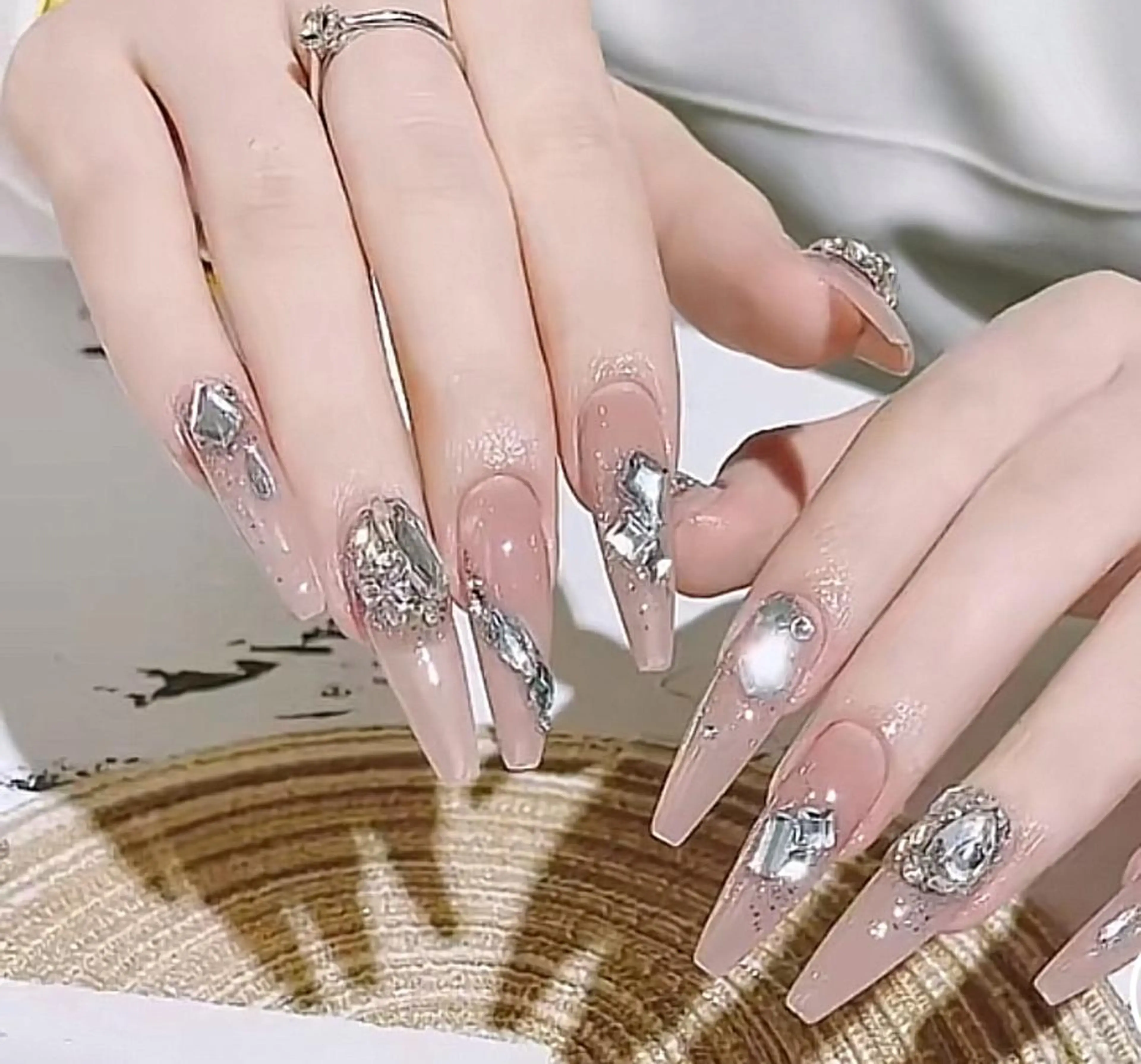 ネイル ALITA 池袋店✨のマツエク・マツパデザイン