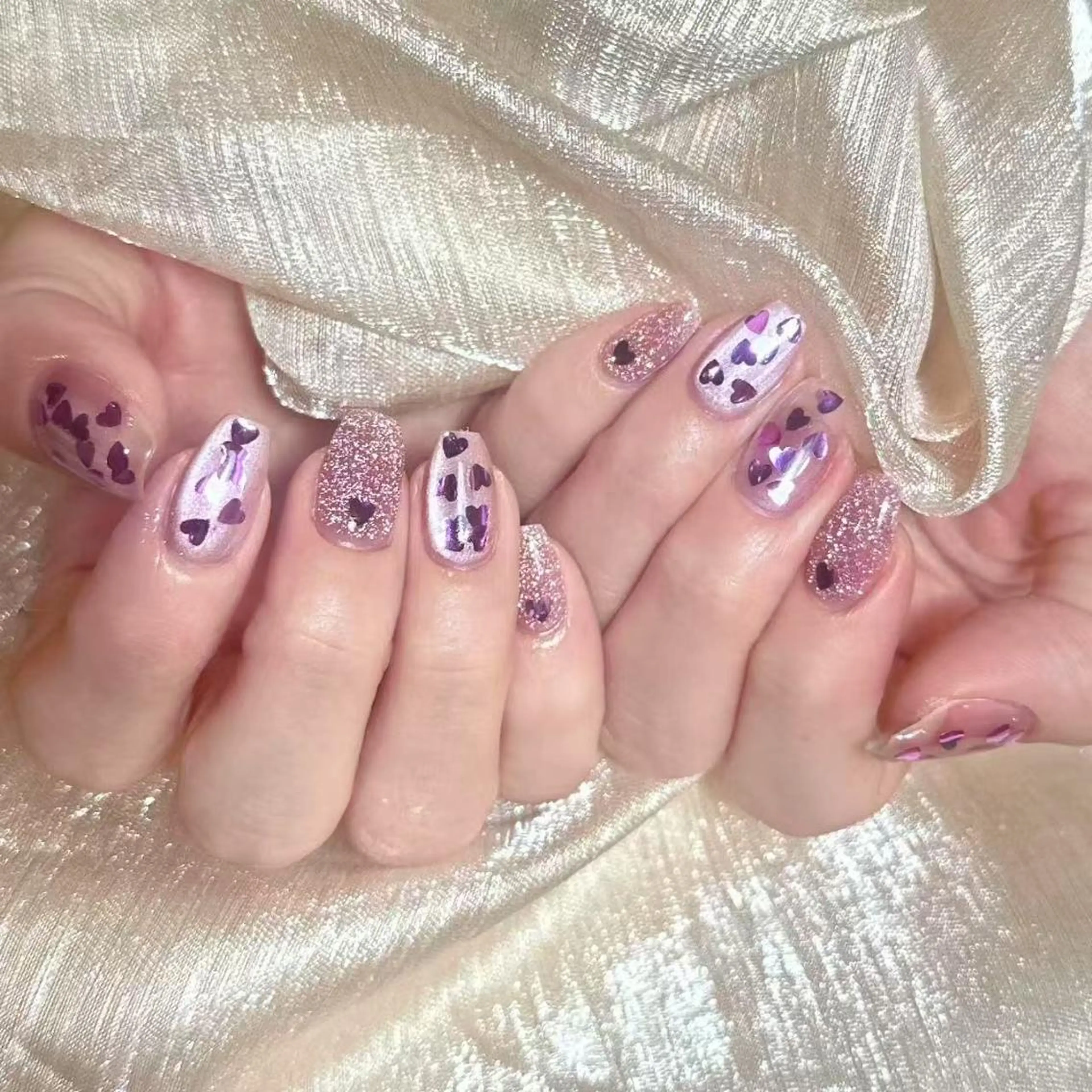ネイル アートネイル オーロラネイル ガーリー キラキラネイル マグネットネイル ハンドネイル ハンドケア MI Oのネイルデザイン