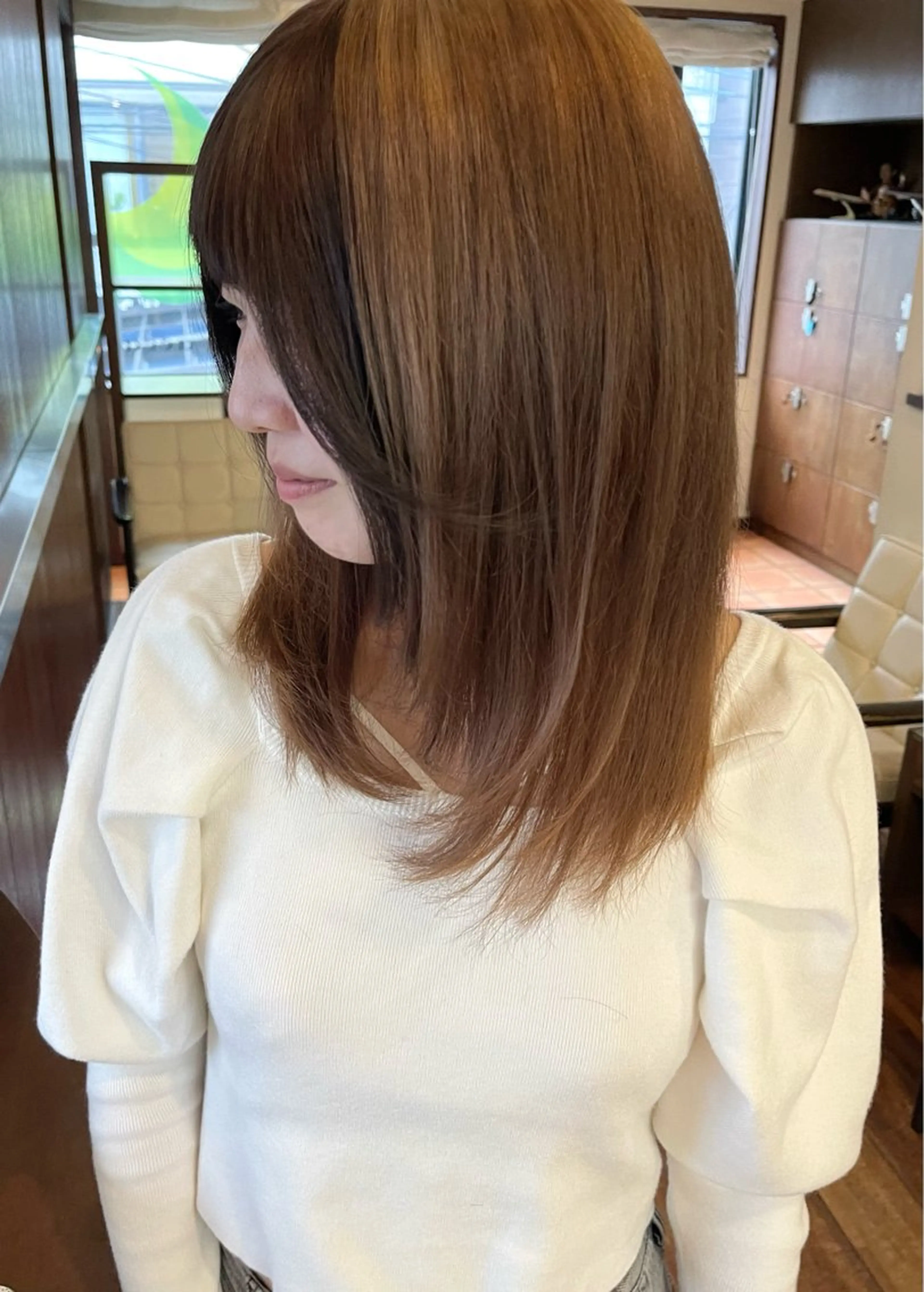 ミディアム カラー カット ヘアカラー トリートメント 髪質改善ｶﾗｰ ｹｱﾌﾞﾘｰﾁ/ﾀﾑのヘアスタイル