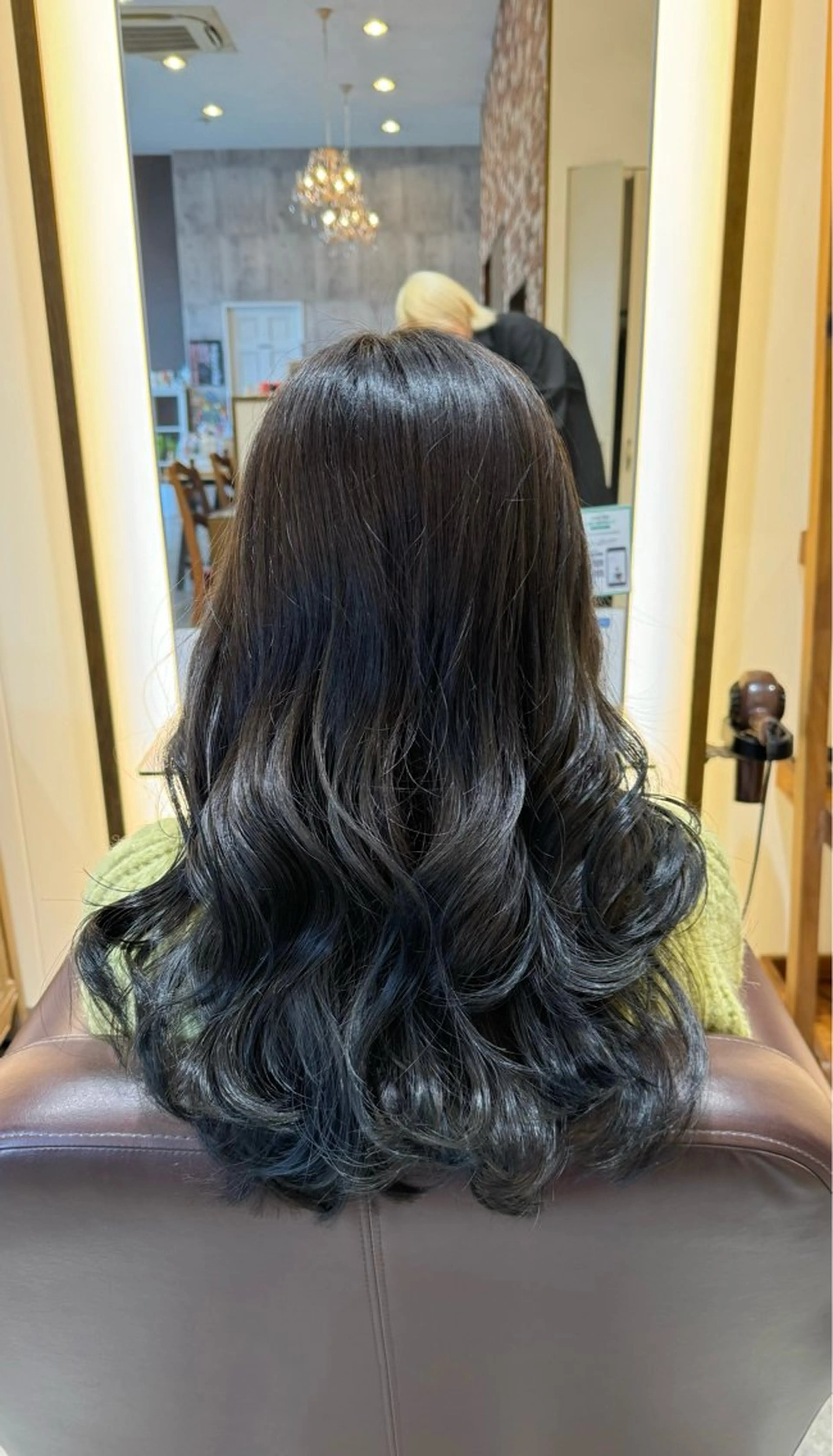ロング ヘアカラー トリートメント 🔅透明感カラー切田 はじめ🔆のヘアスタイル