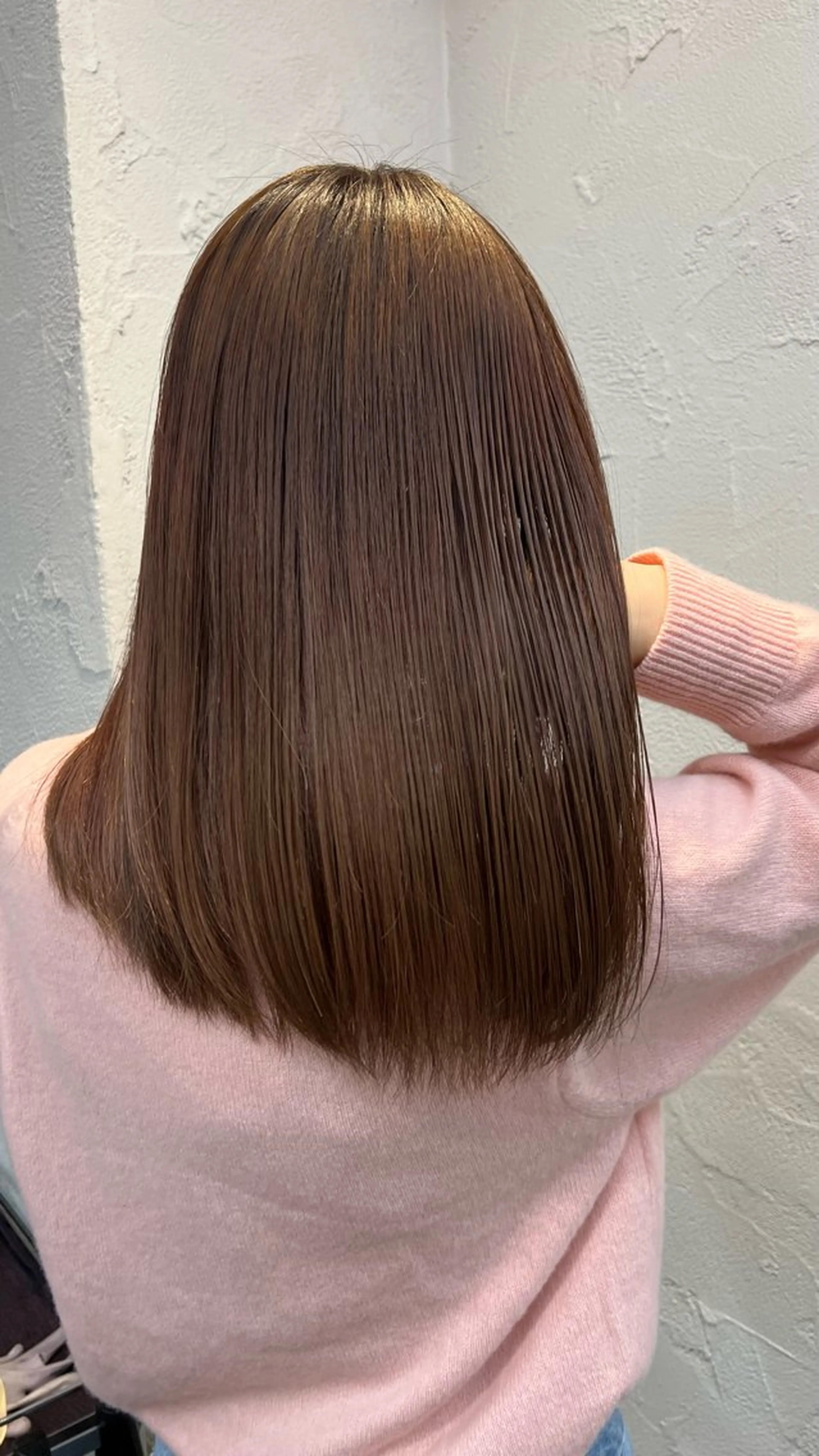 セミロング カット サワムラ ソナタのヘアスタイル