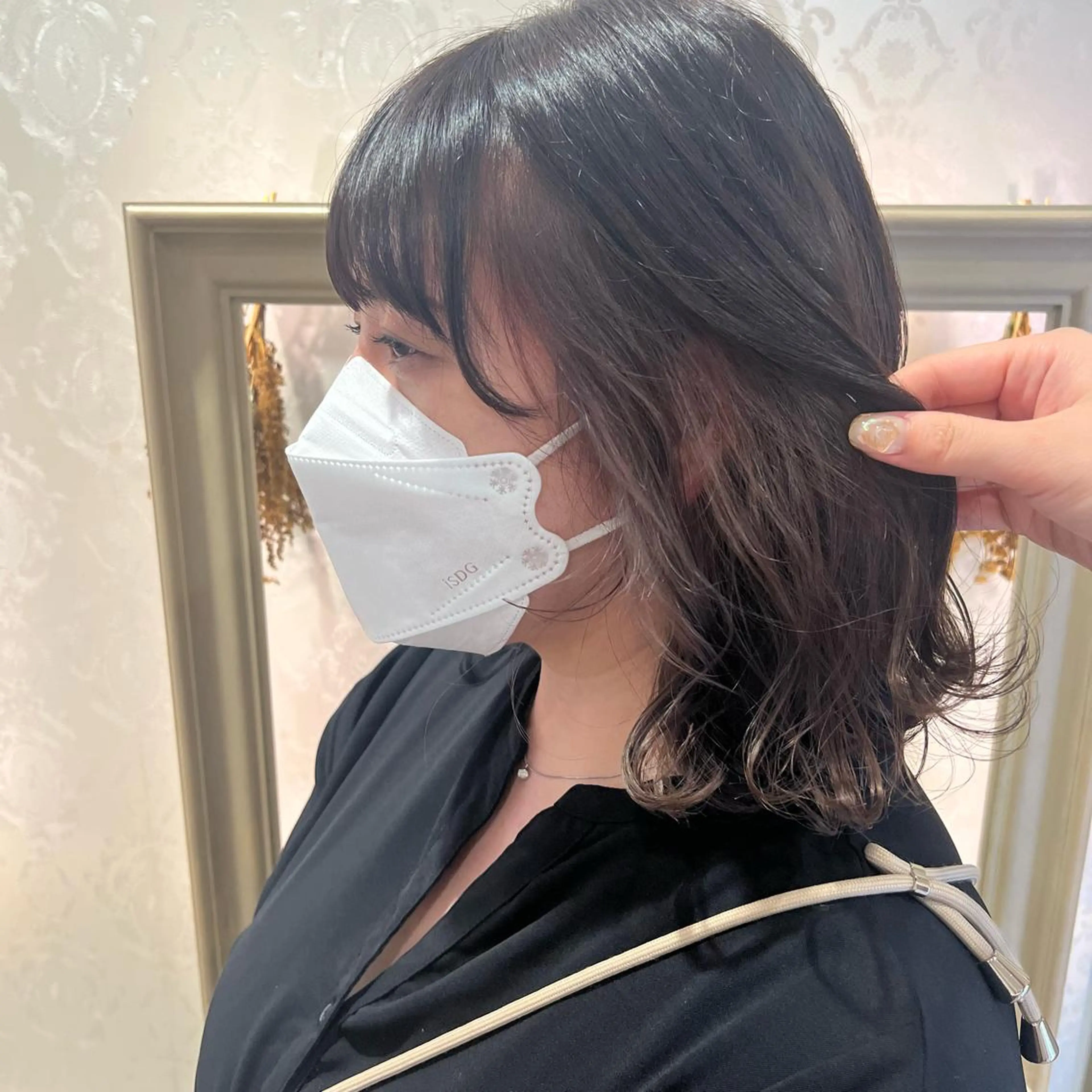 ミディアム カラー イヤリングカラー グレージュ SALOWIN川崎WEST店所属・🌷川崎/アレンジ/ 暖色ボブ/コトネ🌷のヘアスタイル