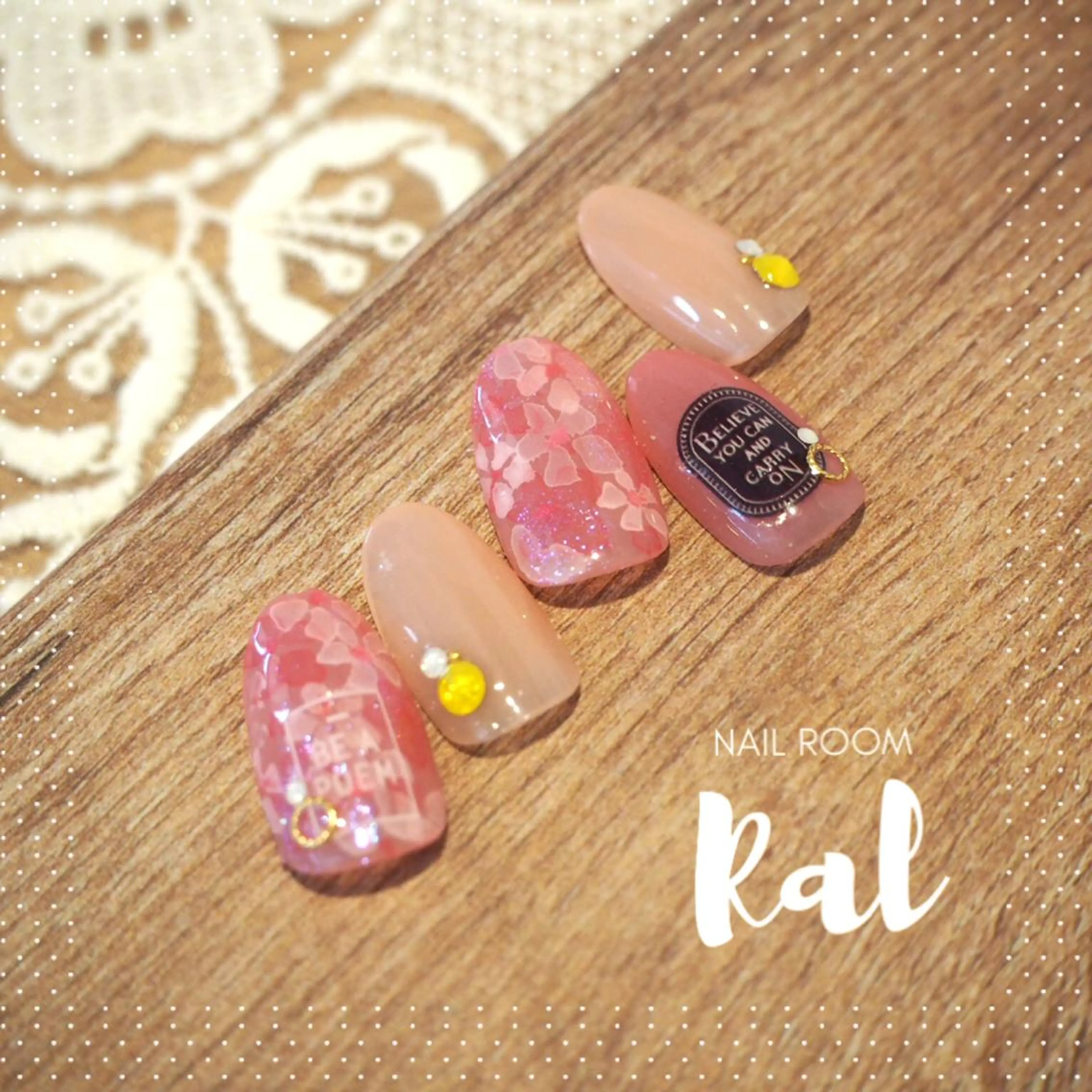 ネイル 山本 友理のネイルデザイン