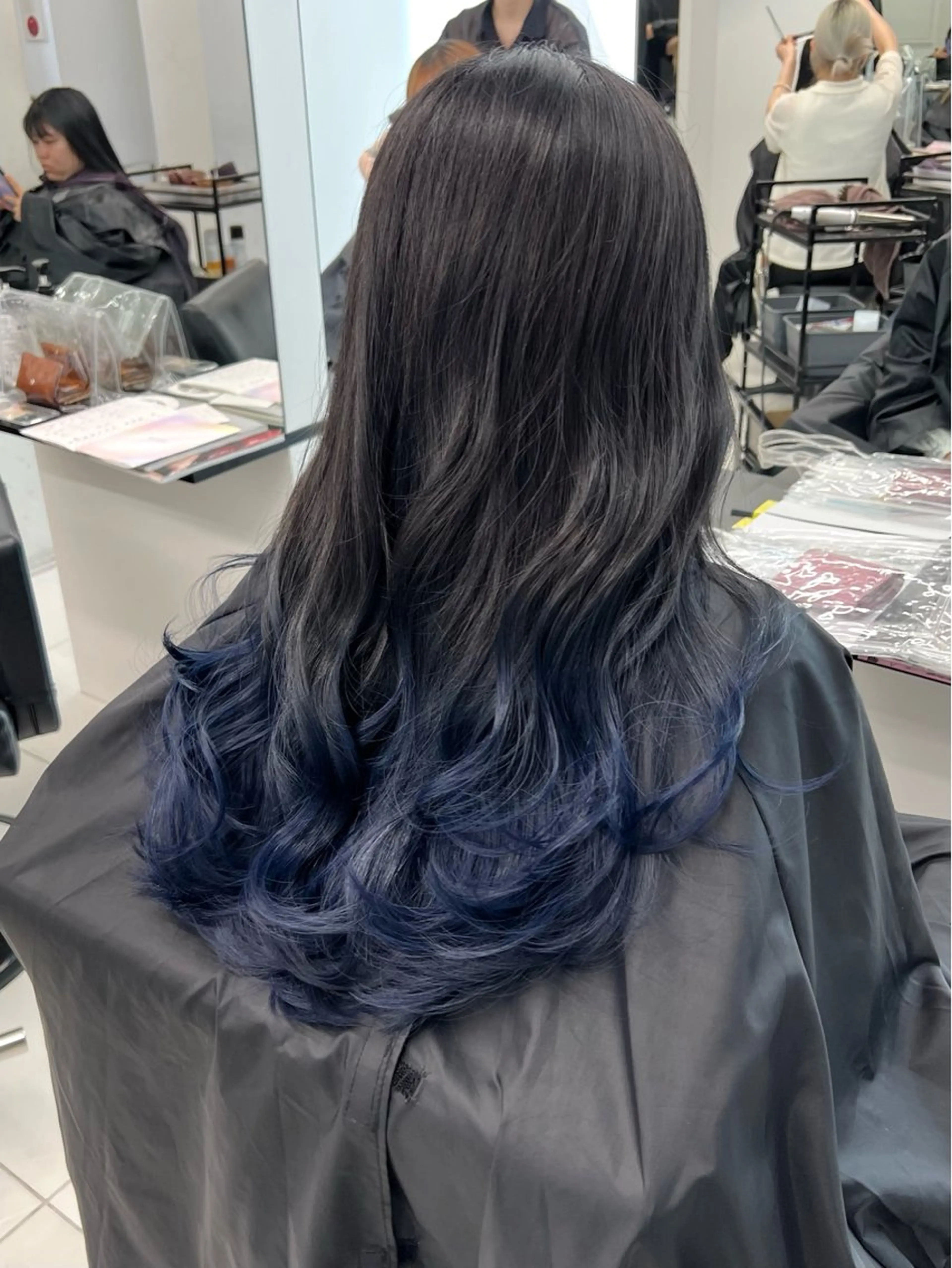 ロング カラー バレイヤージュ ブリーチ ケアブリーチ ダブルカラー グラデーションカラー Rikuto/原宿 /バレイヤージュのヘアスタイル
