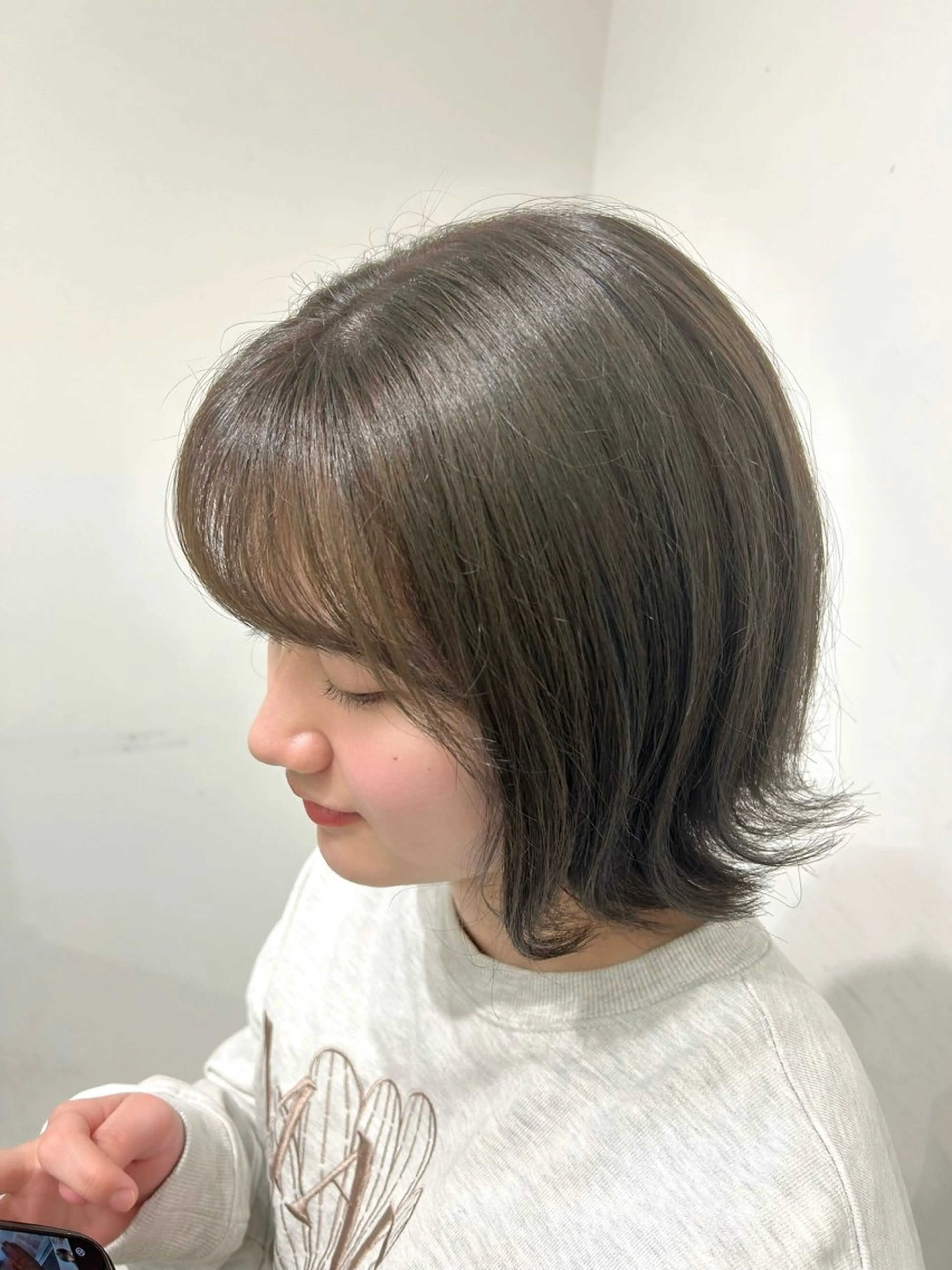 ショート カラー グレージュ オリーブグレージュ オリーブグレー ヘアカラー AiWill所属・🫧透明感カラー/ 青山瑞季🫧のヘアスタイル