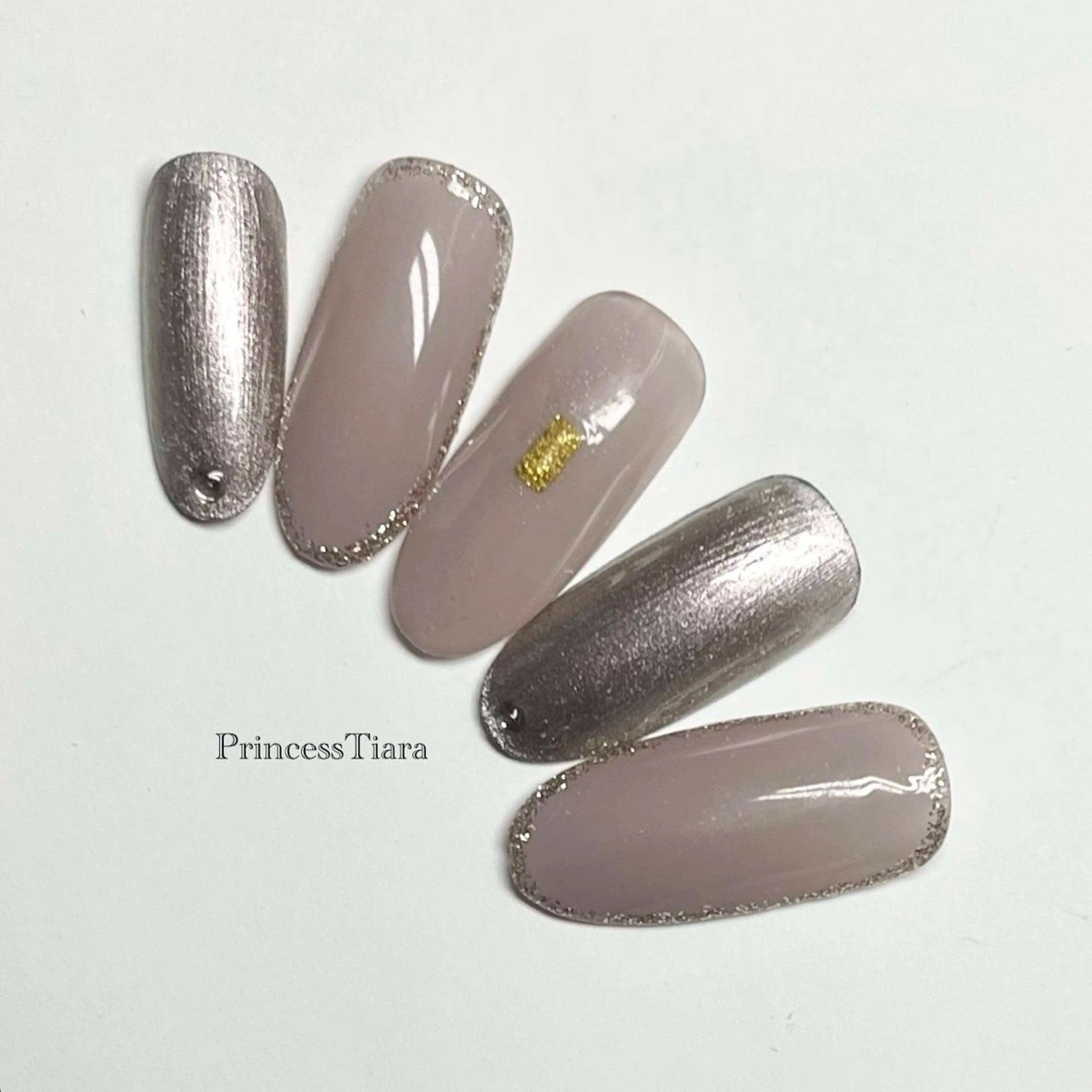 ネイル Grantulle collegeのネイルデザイン