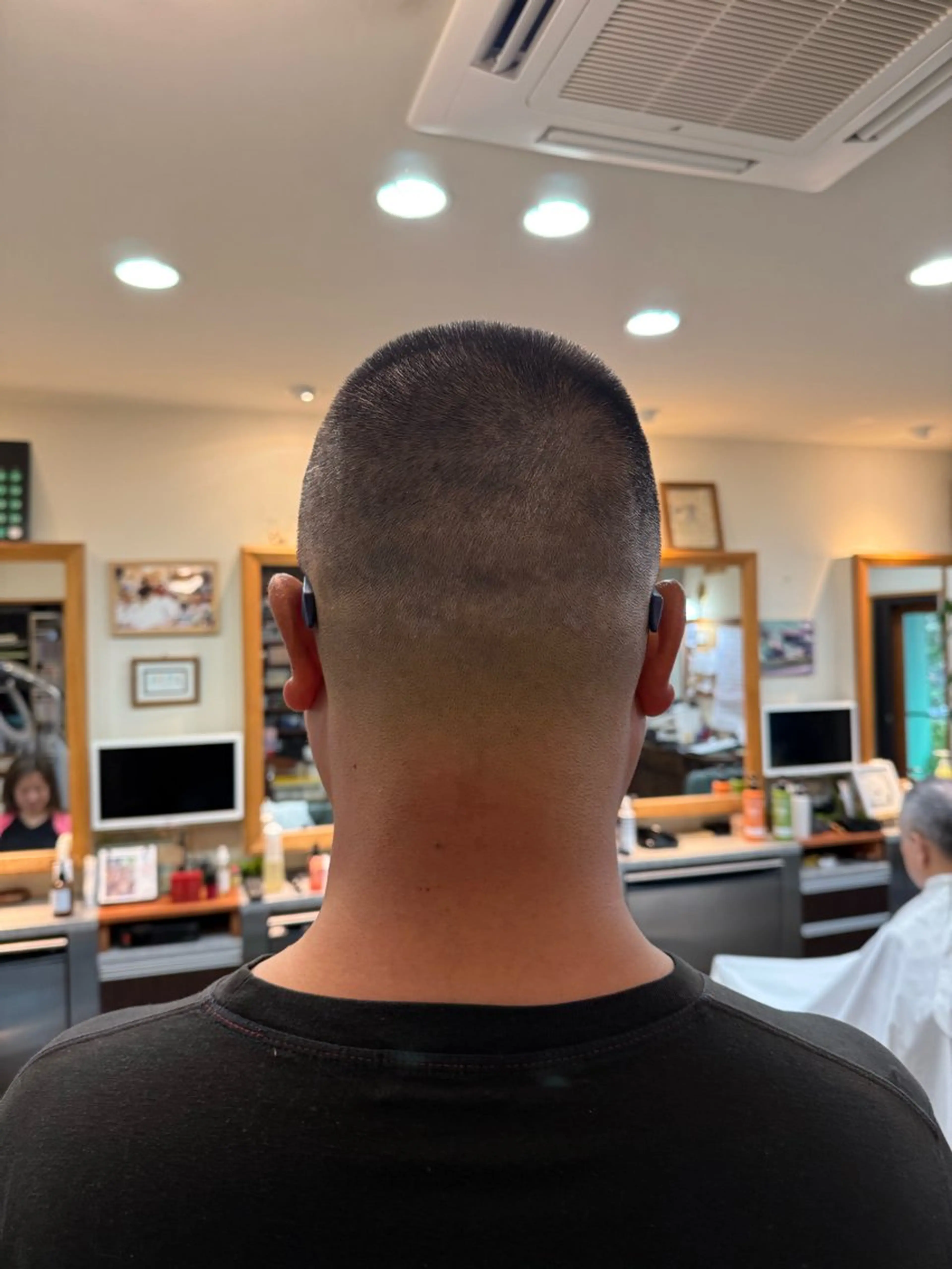 メンズ ヘアーサロンマサ所属・安嶋 萌穂のヘアスタイル