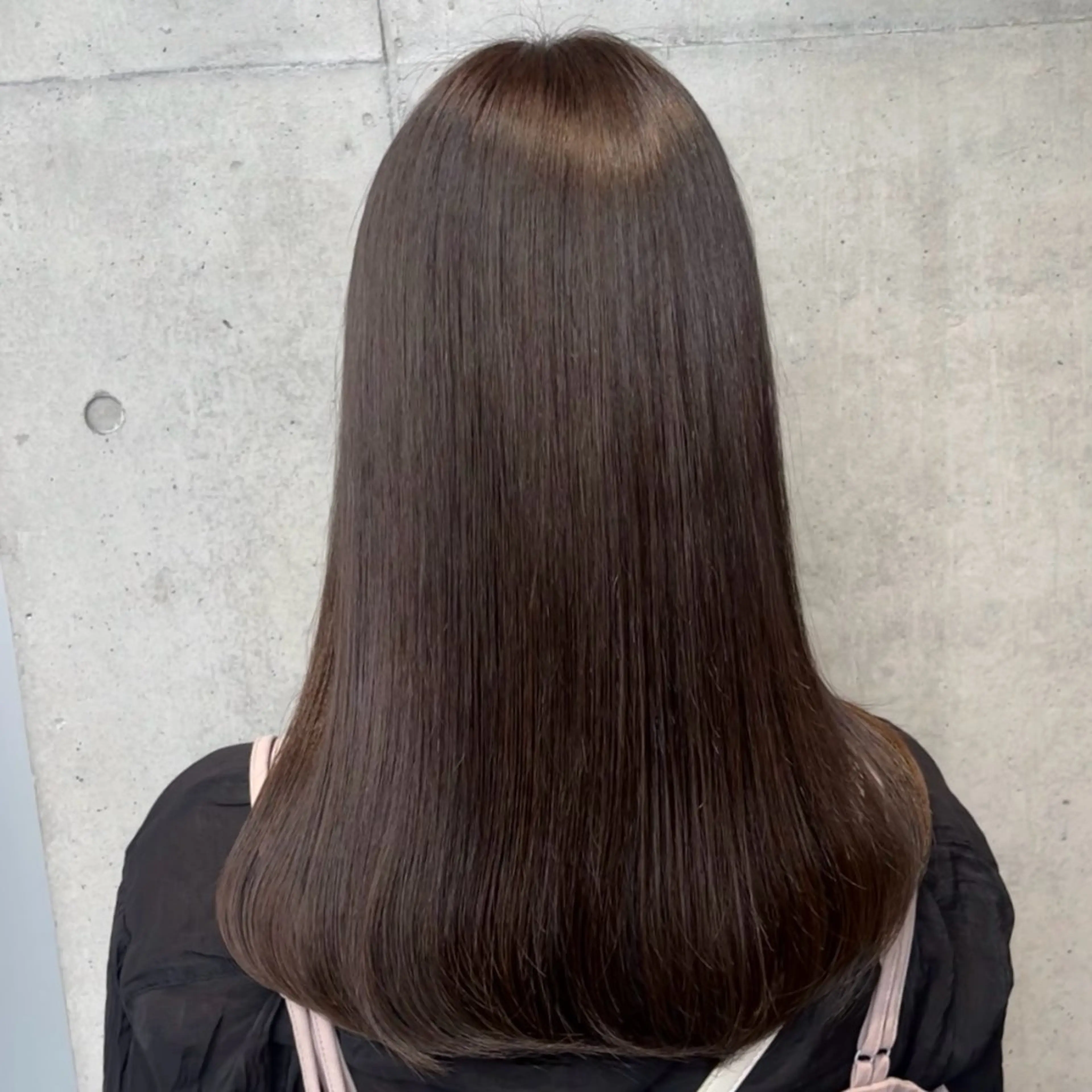 セミロング Luont所属・aren ／透明感colorのヘアスタイル