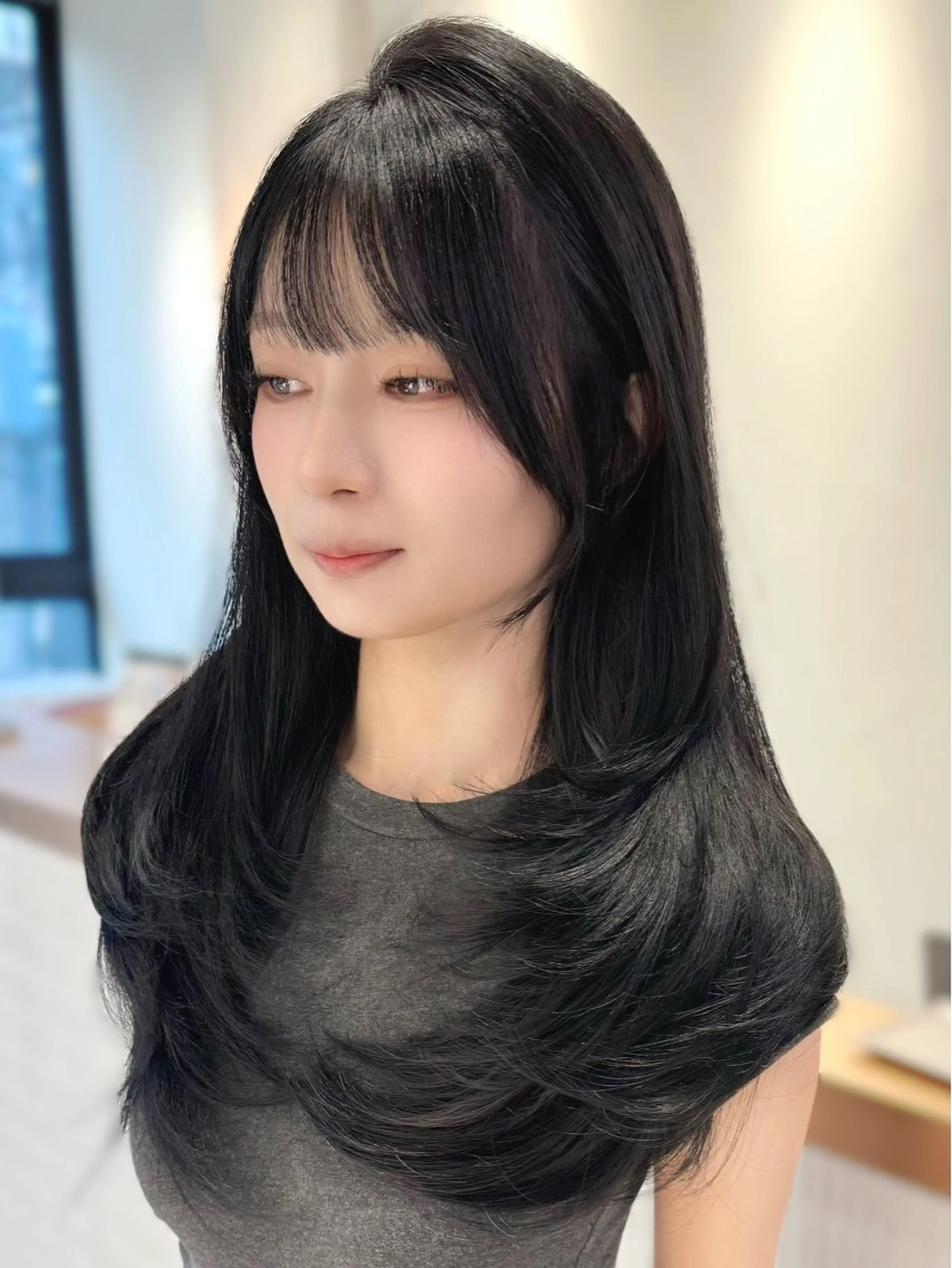 ミディアム 韓国風ヘア レイヤーカット ローレイヤー 難波/レイヤーカット zina【辻優也】のヘアスタイル