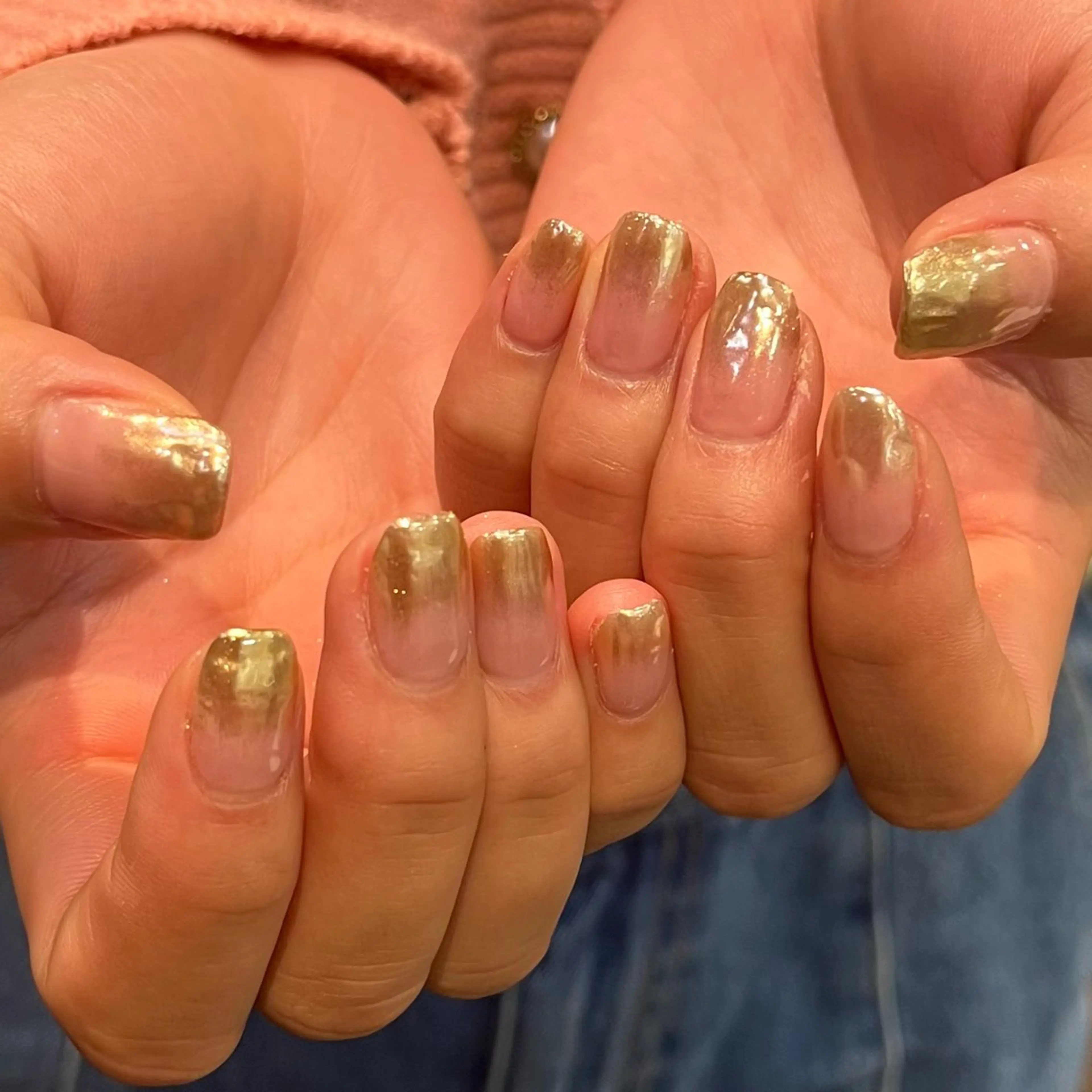 ネイル ジェルネイル ガーリー グラデーション ミラーネイル オフィスネイル ボブ/暖色カラー コウボヒカルのヘアスタイル