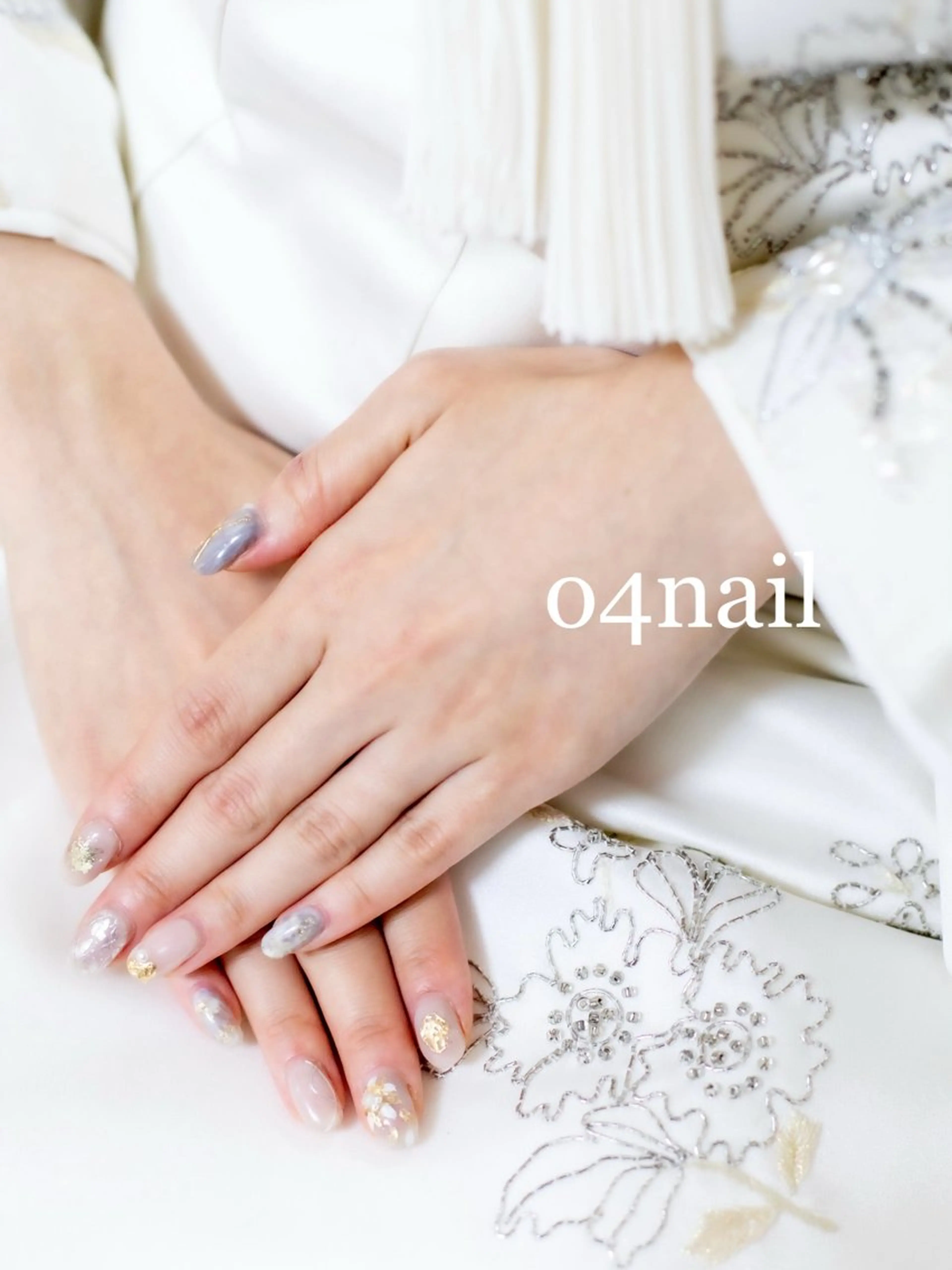 ネイル ゴールド ブライダルネイル ホワイト my place+s所属・o4nail___ ARISAのネイルデザイン