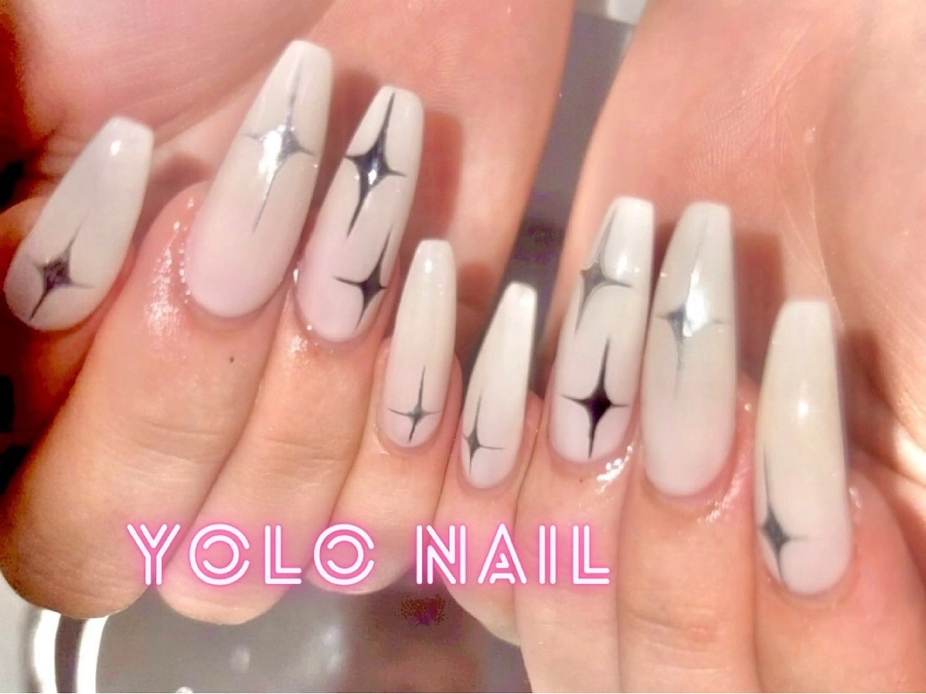 ネイル 持ち込み ハンドネイル YOLONAIL心斎橋店所属・田本 和音のネイルデザイン