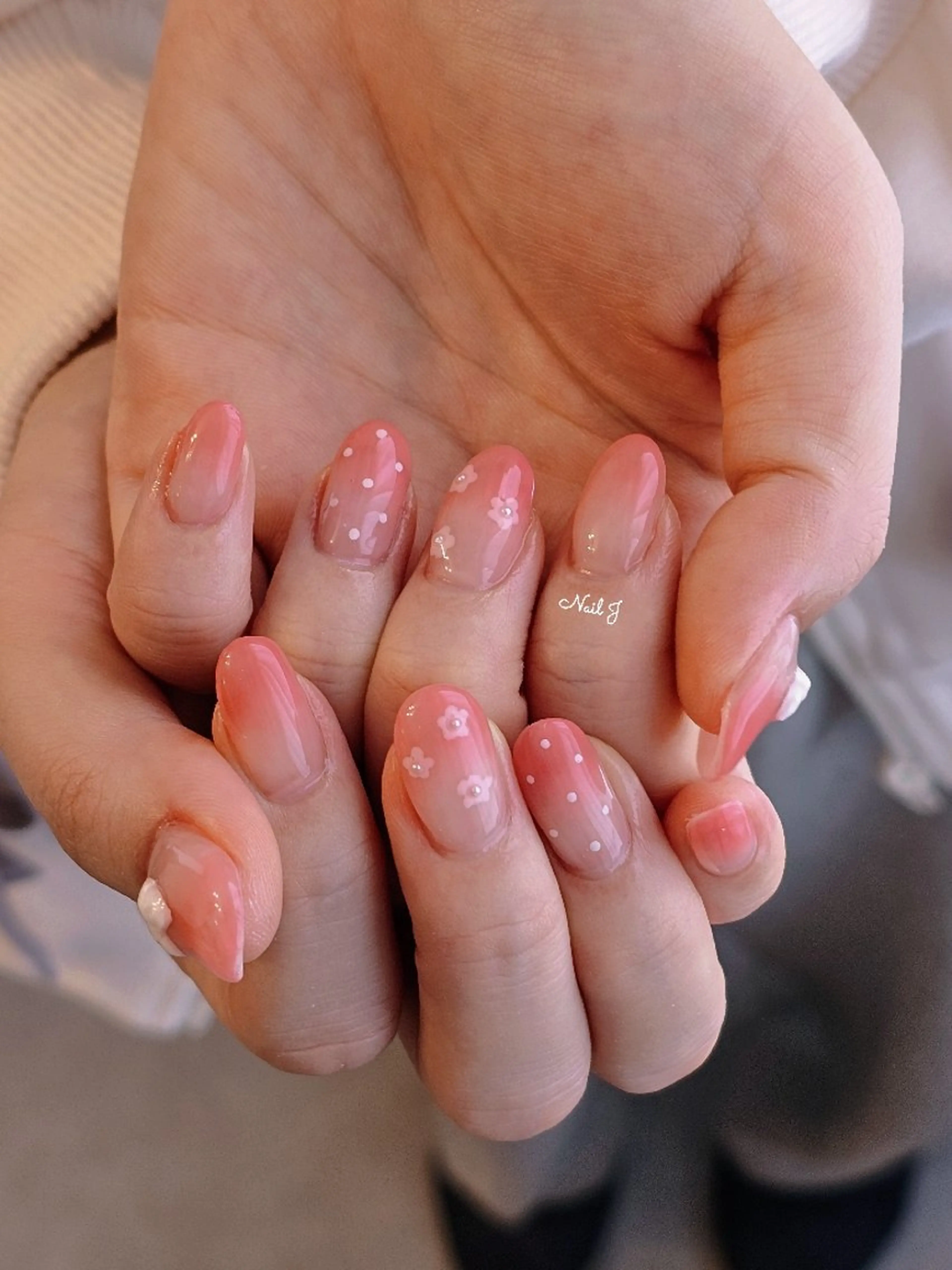 ネイル 持ち込み ハンドネイル Nail Jのネイルデザイン