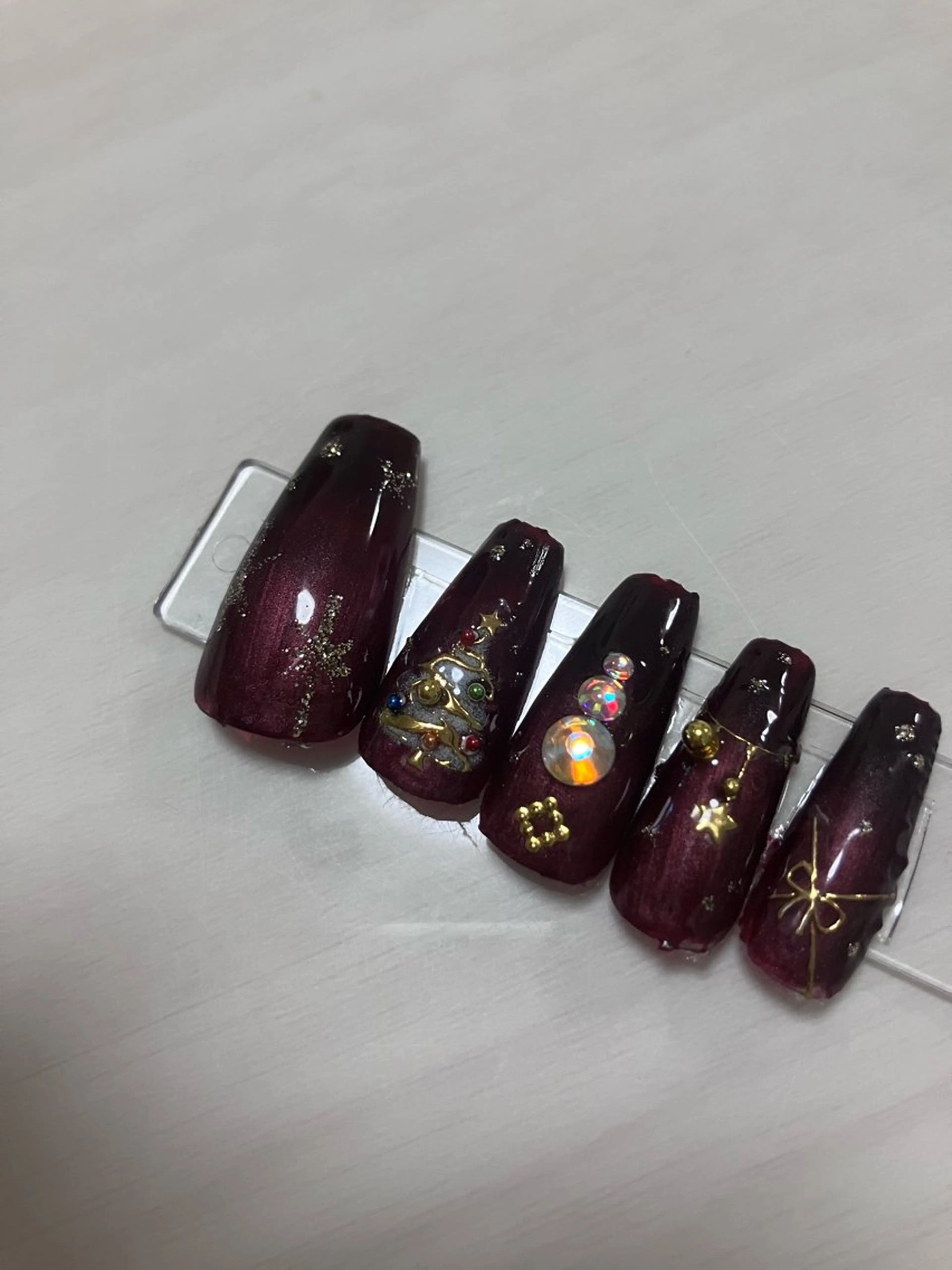 12月の定額デザイン指定ネイルです❤️の写真