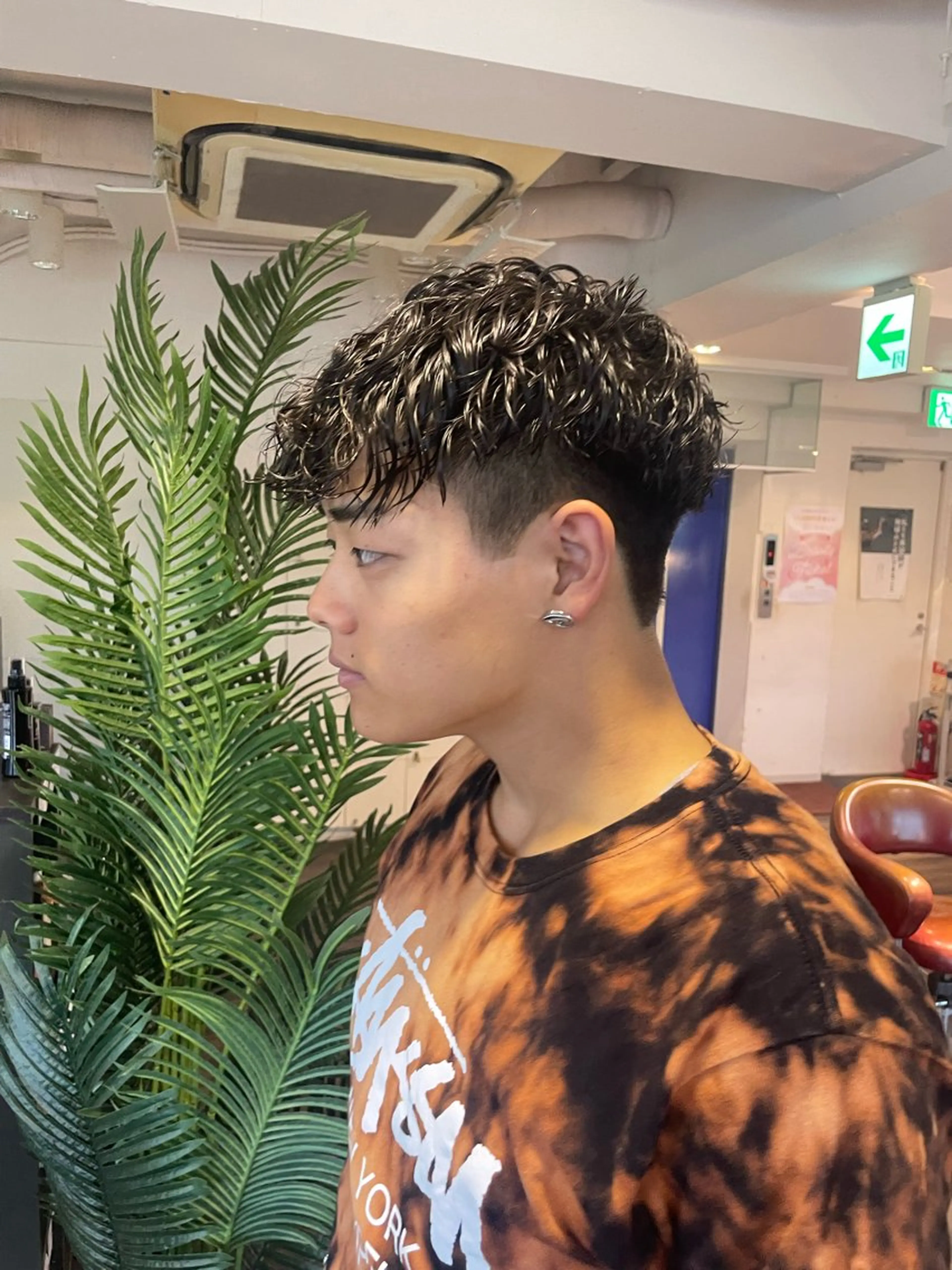 パーマ メンズ メンズパーマ スペインカール カット パーマ 佐藤 綾郁のヘアスタイル