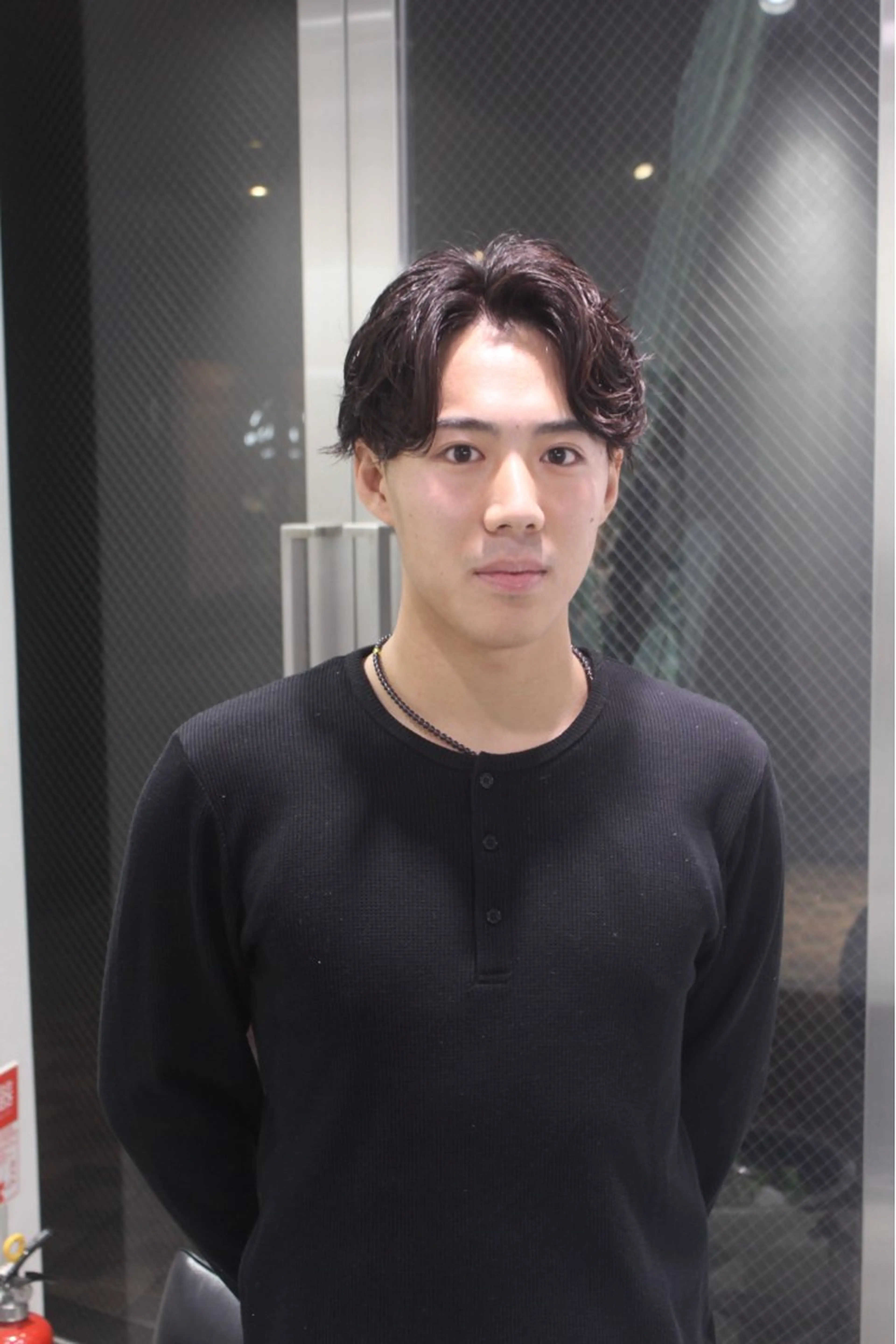 ミディアム パーマ メンズ カット パーマ fifth天神メンズ パーマのプロ山口皓大のヘアスタイル