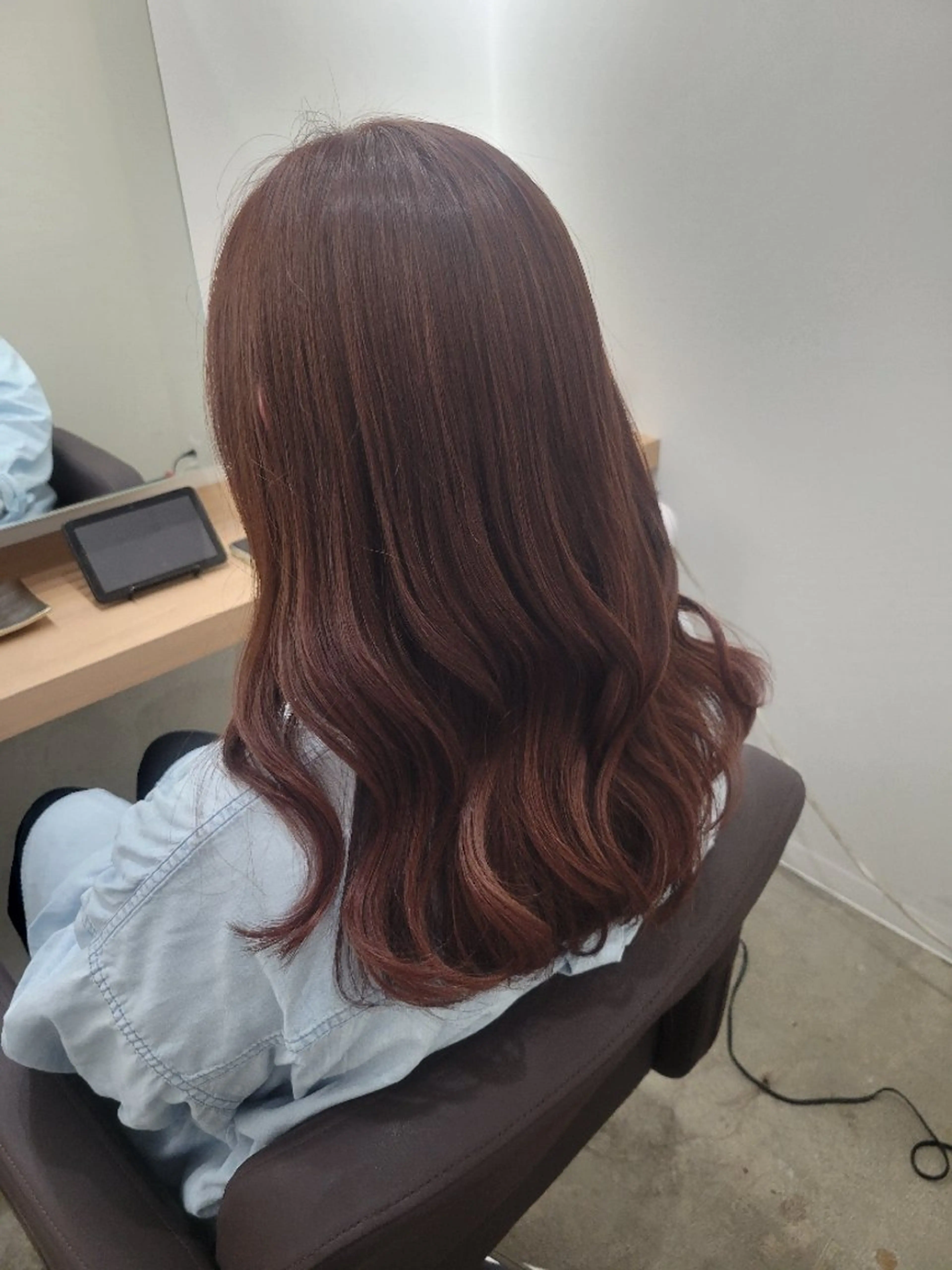 ロング ピンクブラウン カット ヘアカラー トリートメント attrait/ HIROKO🌺のヘアスタイル