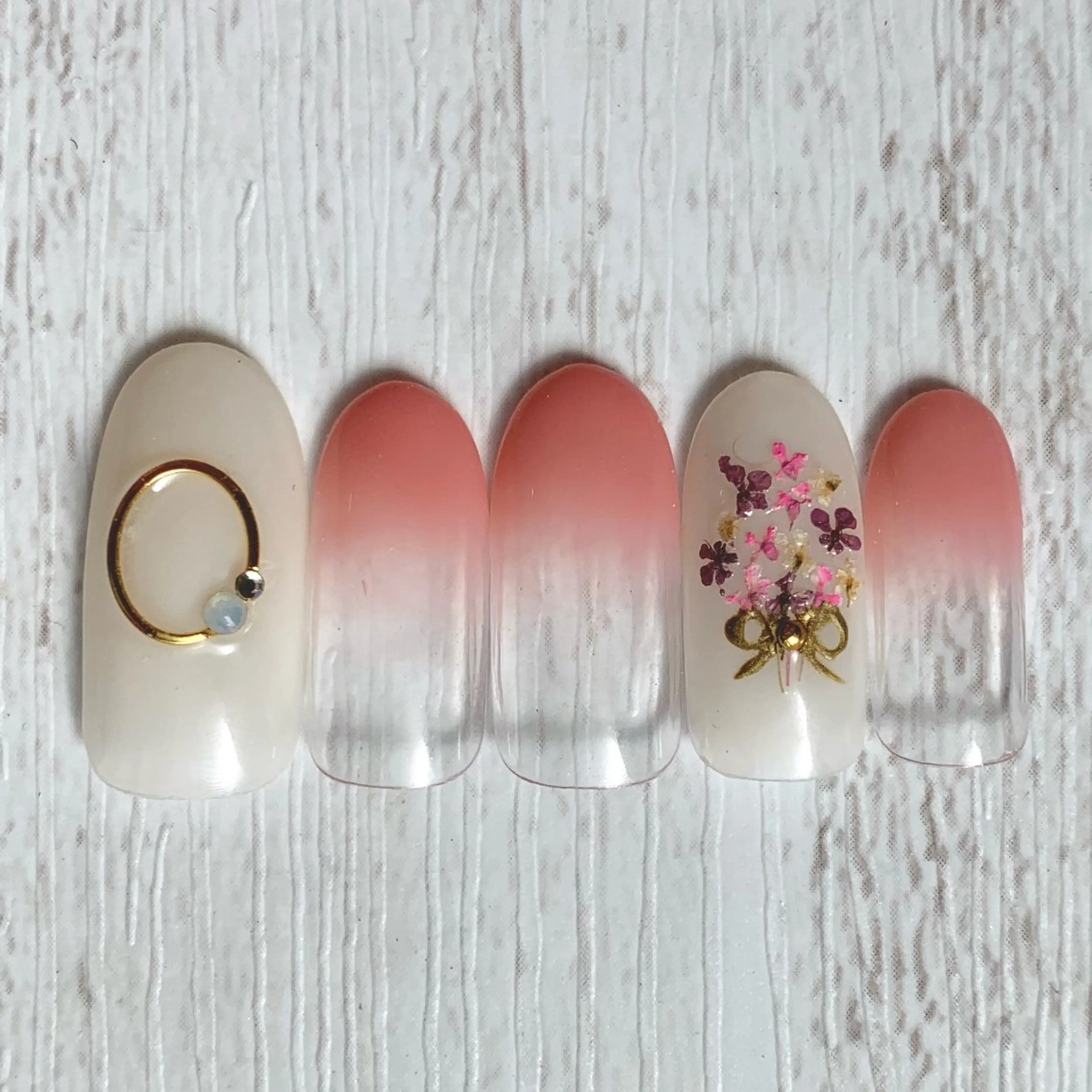 ネイル Aube Nail 佐藤のネイルデザイン