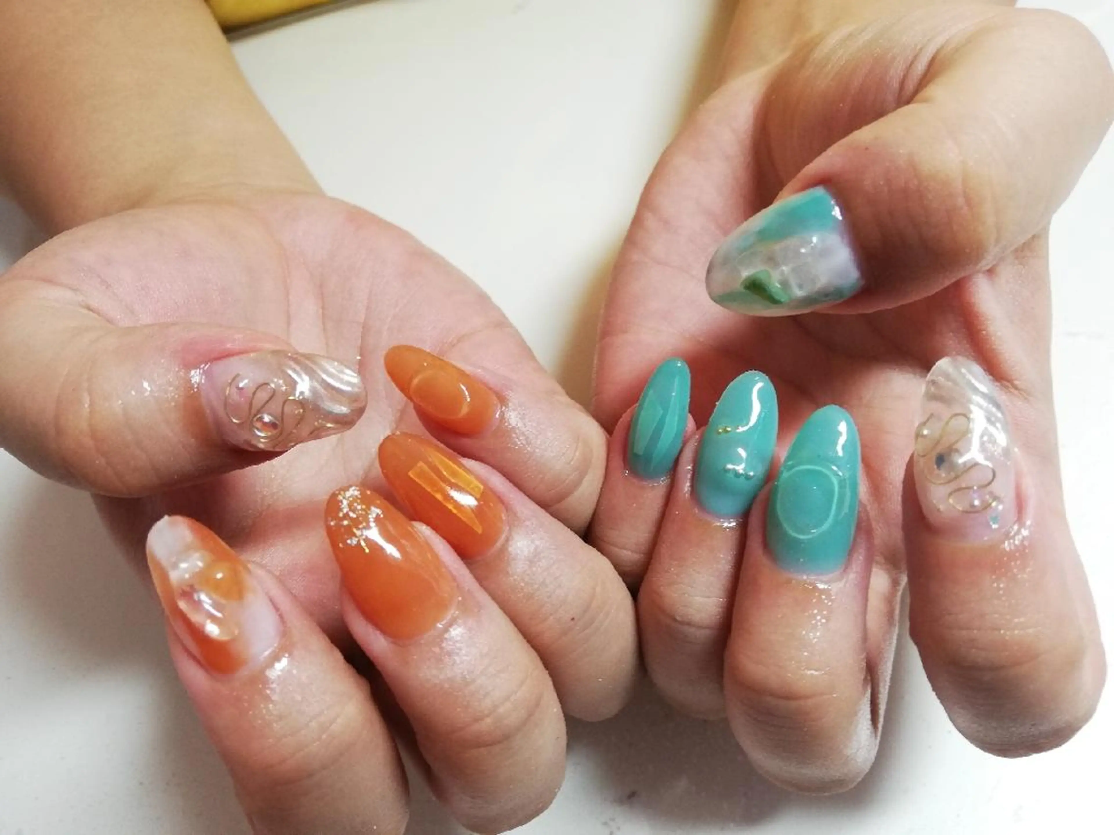 ミディアム ネイル BlissNail ブリスネイルのネイルデザイン