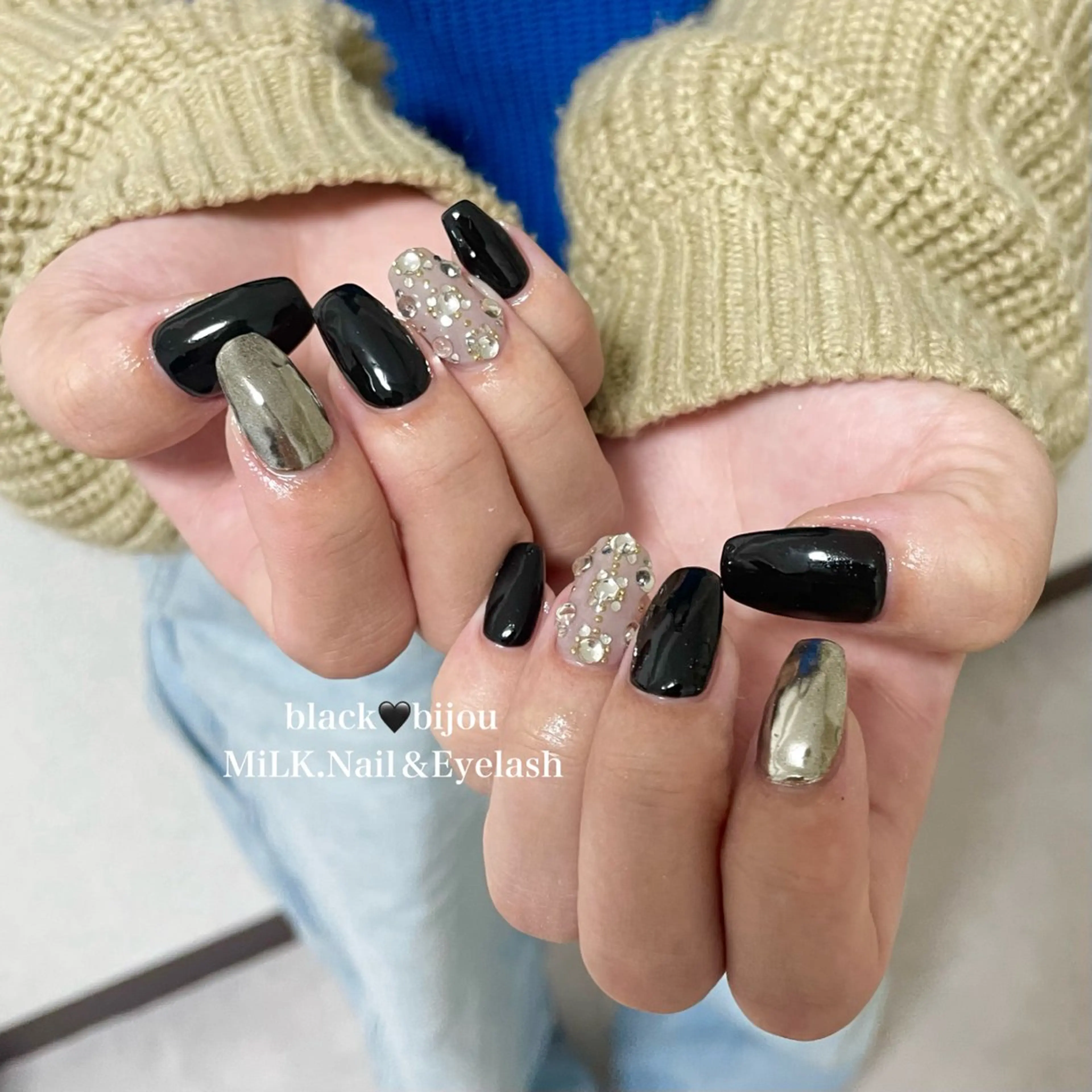 ネイル ゴールド ハンドネイル MiLK. Nail&Eyelash所属・MiLK. wakaのマツエク・マツパデザイン