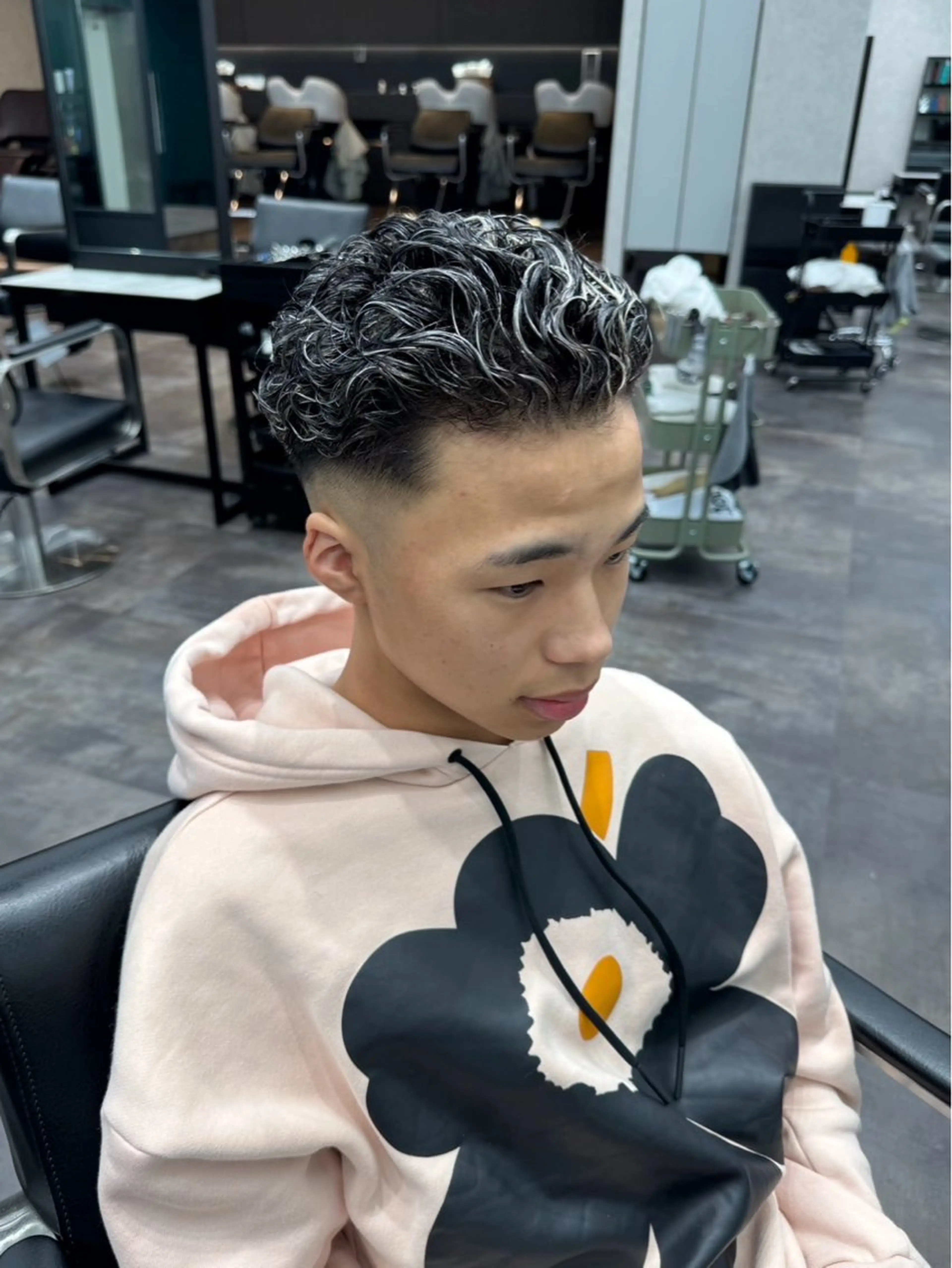 ショート カラー パーマ メンズ カット ヘアカラー パーマ メンズ特化🔥　齋藤 航のヘアスタイル