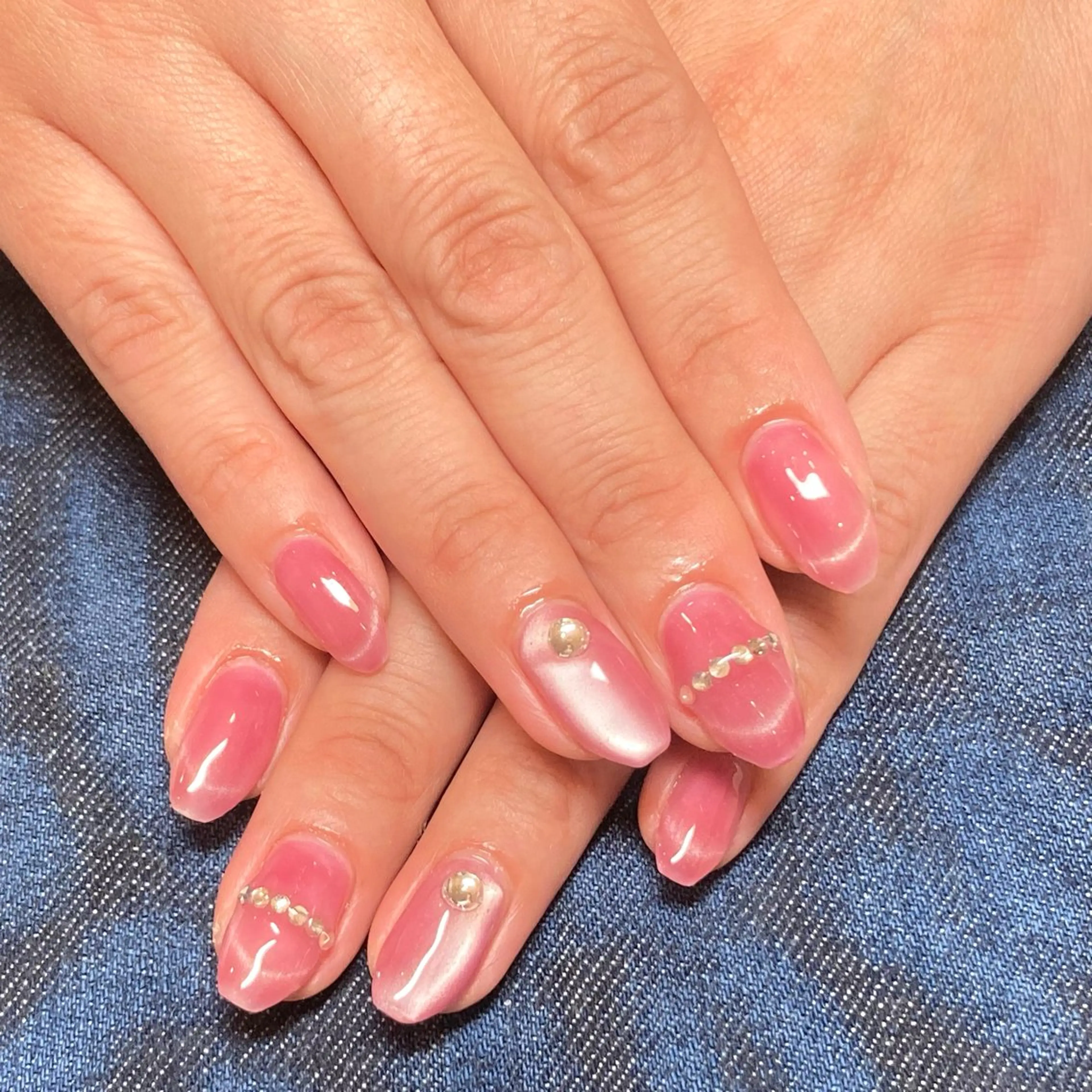 ネイル ストーンネイル CHOUETTE MAHIRUのネイルデザイン
