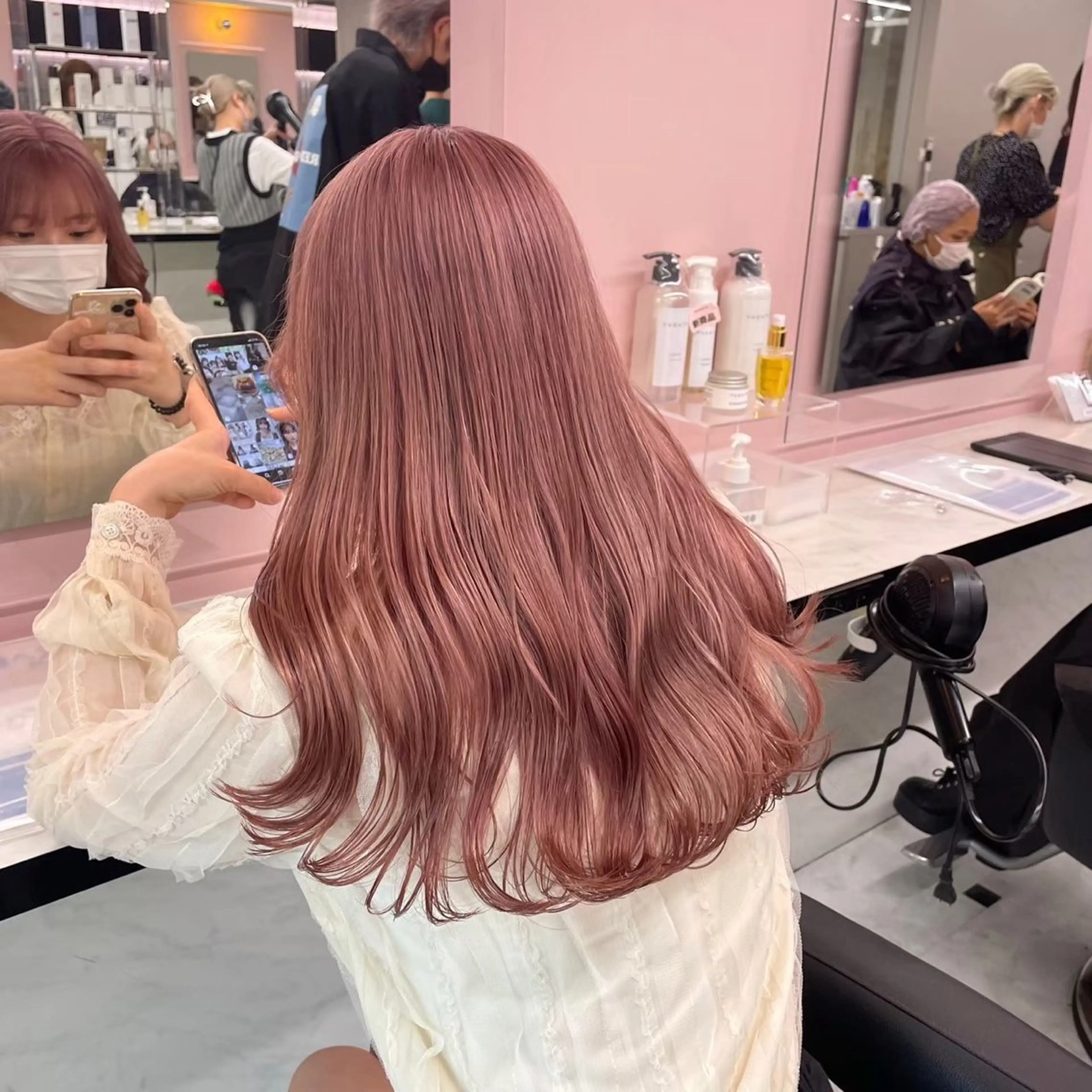 ロング Miwa🤍ダメージ レスカラー特化🦢のヘアスタイル